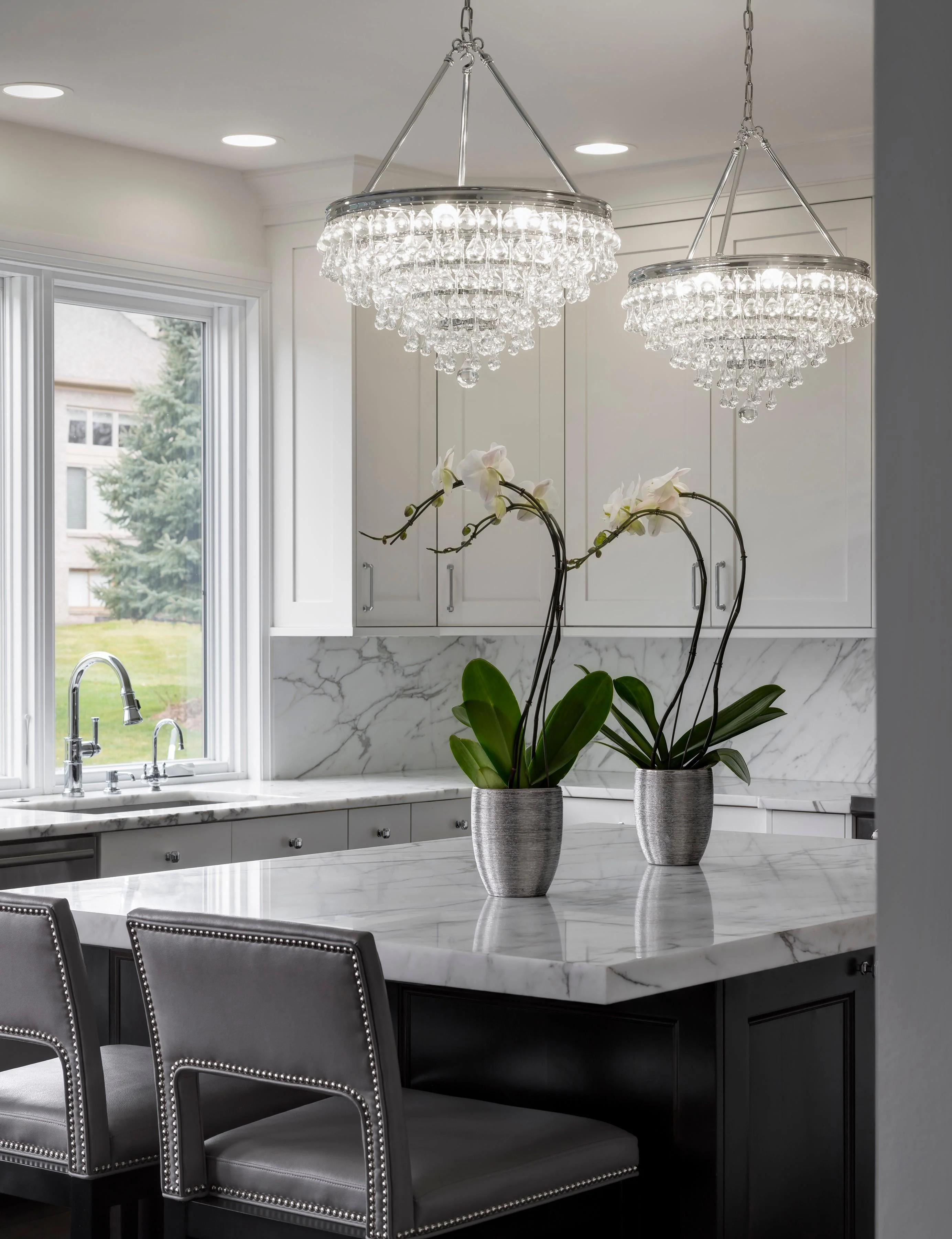 Crystorama Calypso 25'' Crystal Teardrop Polished Chrome Chandelier - Image 3