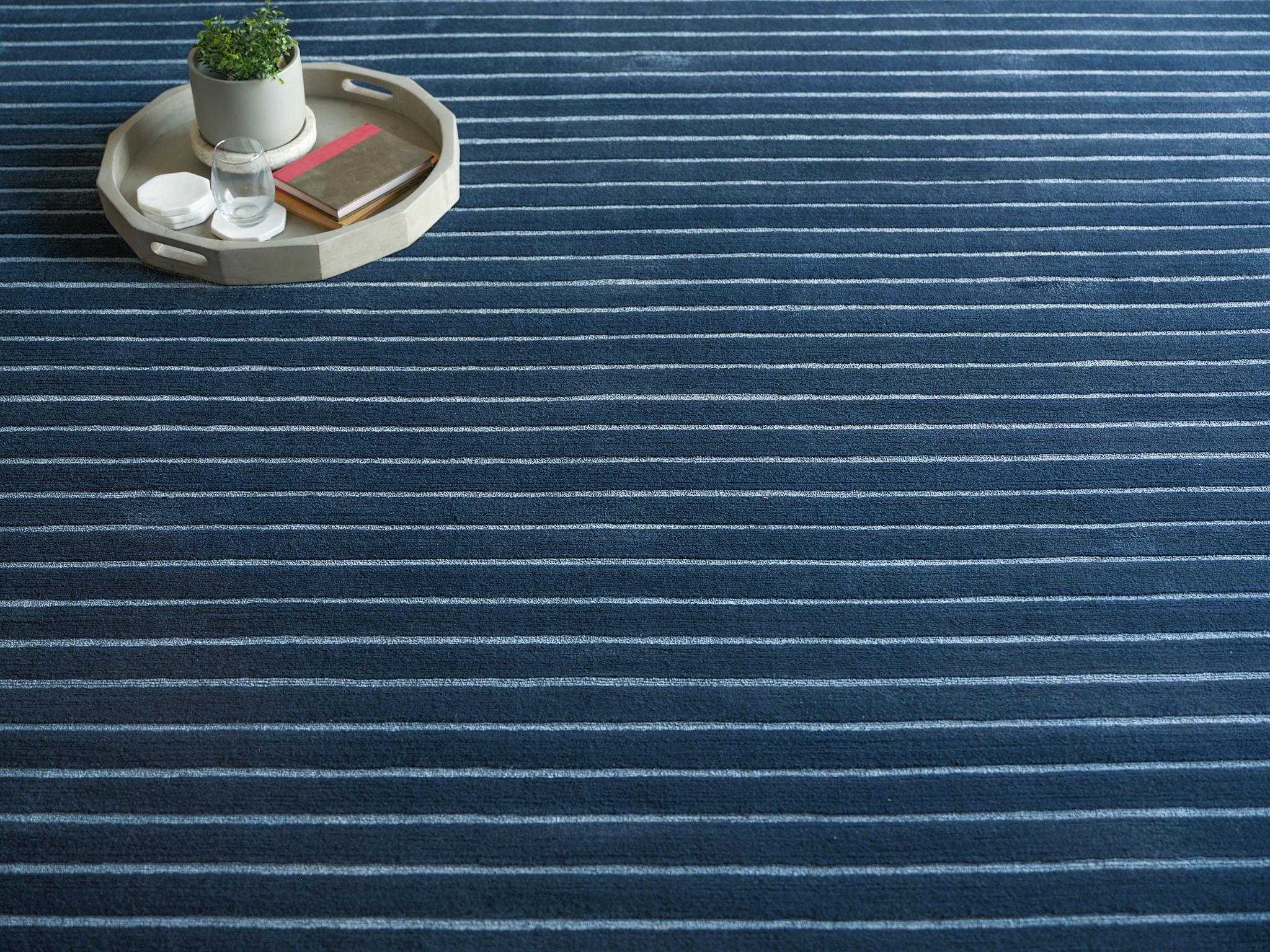 Exquisite Rugs Amani Modern Handmade Silky Nylon In 6765 Navy 12' X 9' Area Rug - Image 7