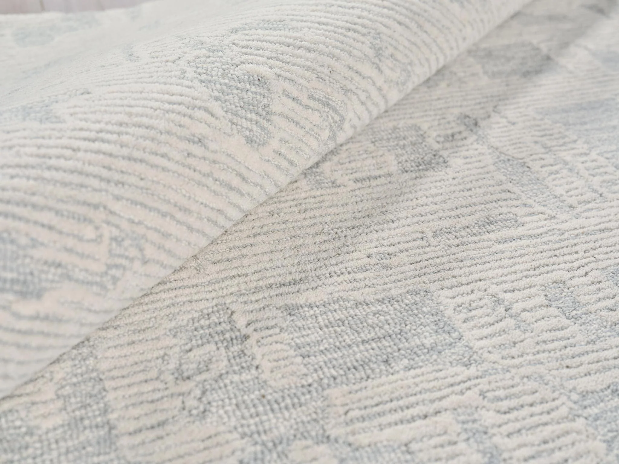 Exquisite Rugs Aspen Handmade Hand-Tufted New Zealand Wool On Canvas 6825 Blue/Ivory 6' X 4' Area Rug - Image 6