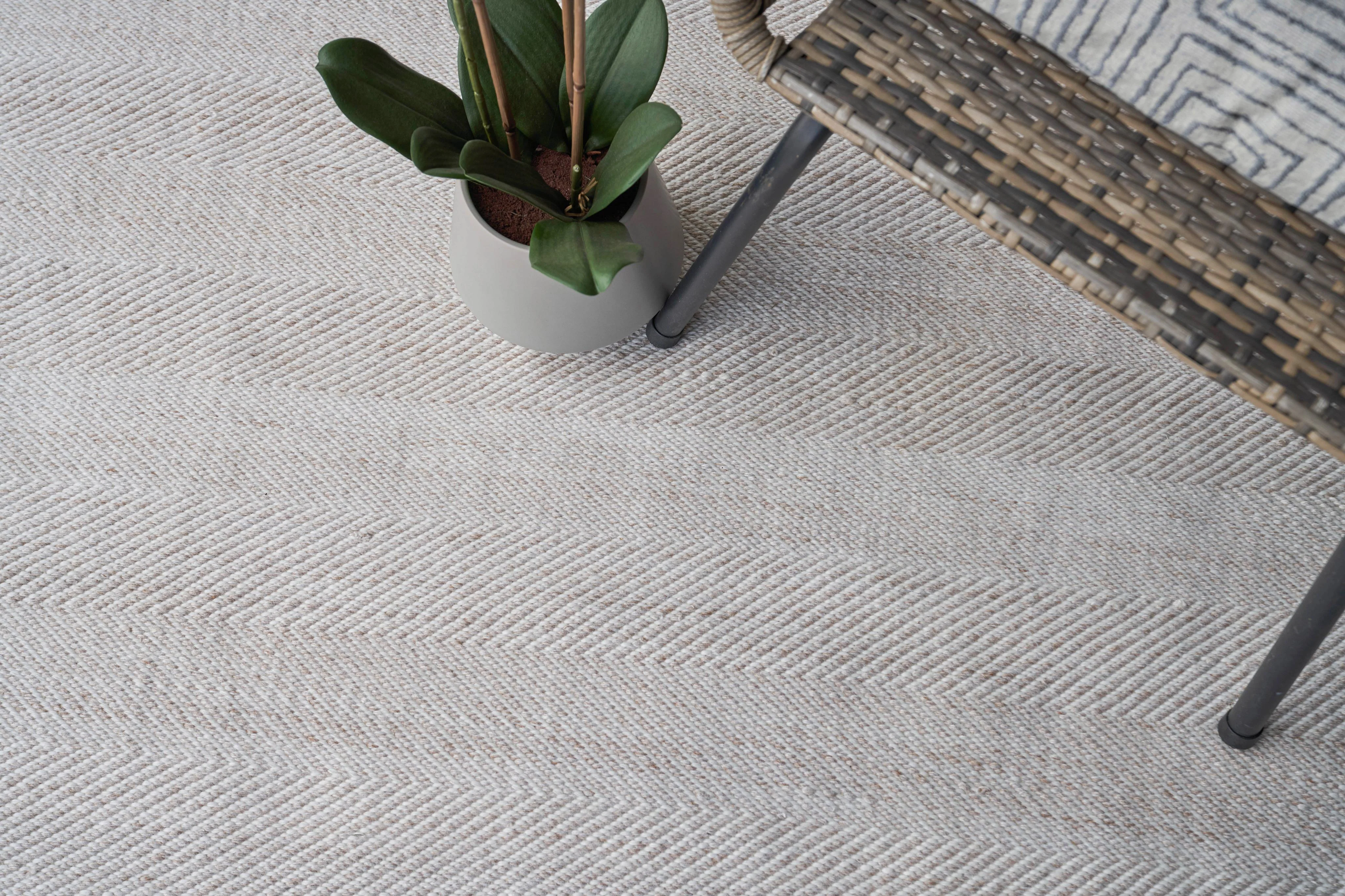 Exquisite Rugs Bintan Indoor/Outdoor Flatweave Pet Yarn 4897 Ivory/Beige 15' X 12' Area Rug - Image 2