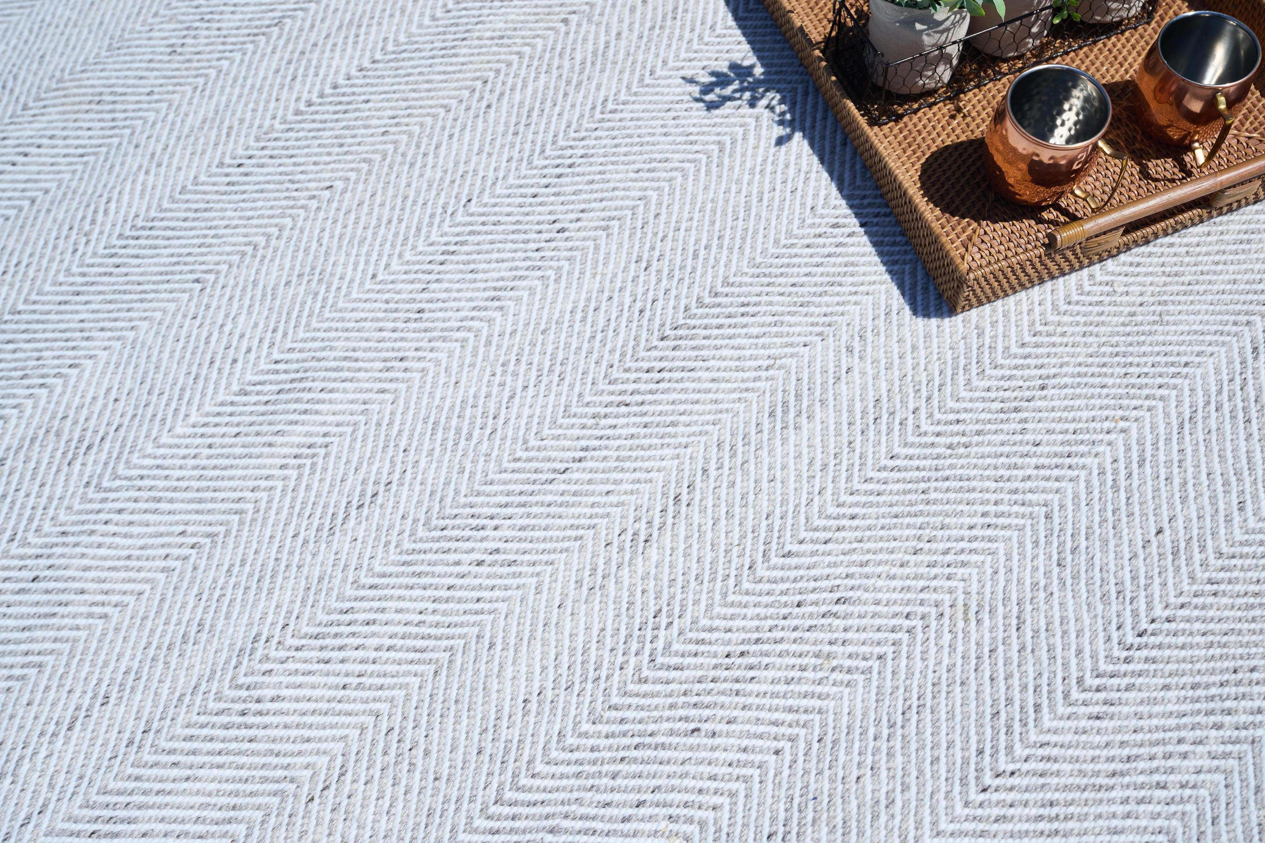 Exquisite Rugs Bintan Indoor/Outdoor Flatweave Pet Yarn 4987 Ivory/Gray 14' X 10' Area Rug - Image 2