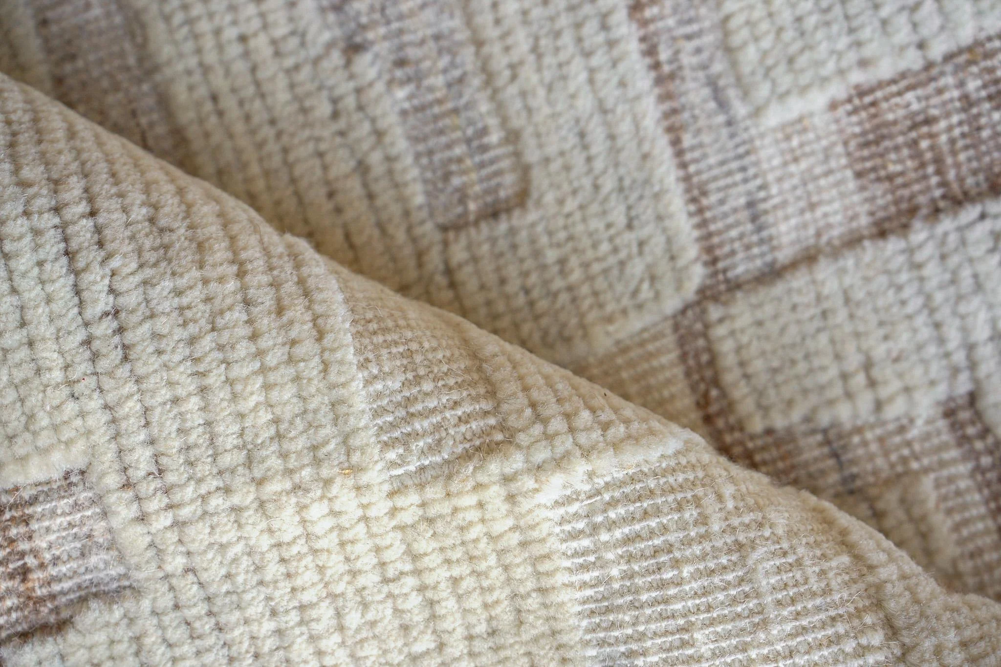 Exquisite Rugs Calexico Hand Woven New Zealand Wool 6430 Ivory/Beige 15' X 12' Area Rug - Image 5
