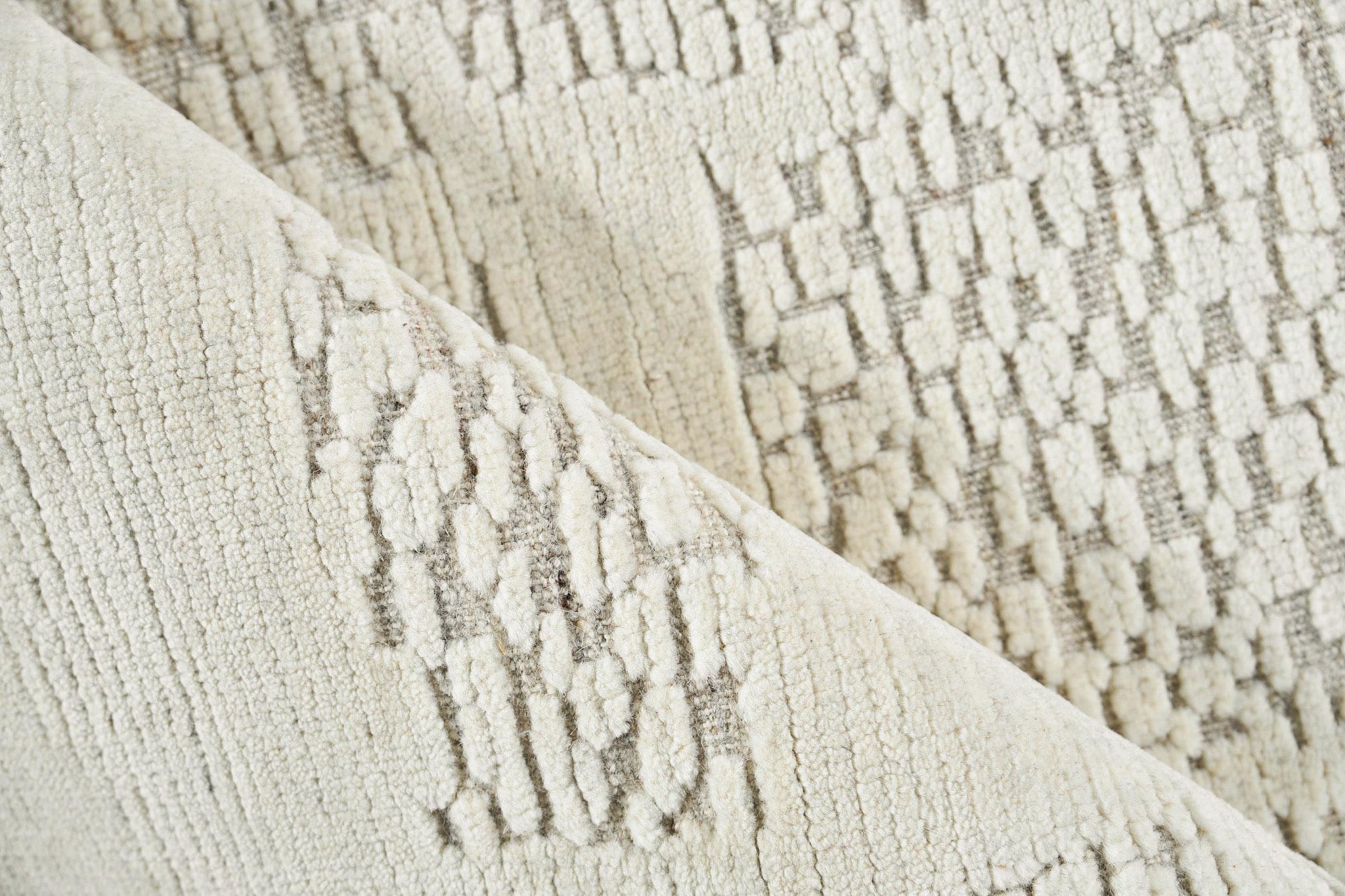 Exquisite Rugs Calexico Handwoven New Zealand Wool 6429 Ivory/Beige 9' X 6' Area Rug - Image 5