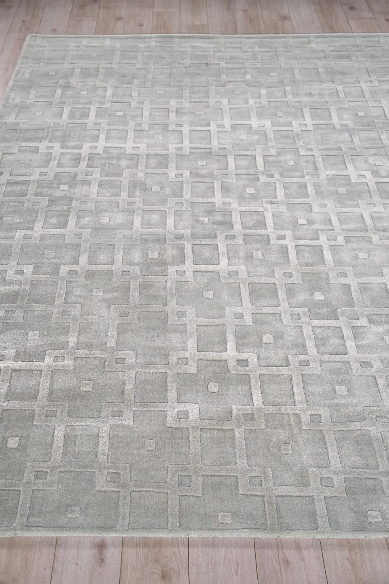 Exquisite Rugs Camora Modern Handmade Handmade Silky Nylon 6753 Light Silver 14' X 10' Area Rug - Image 4