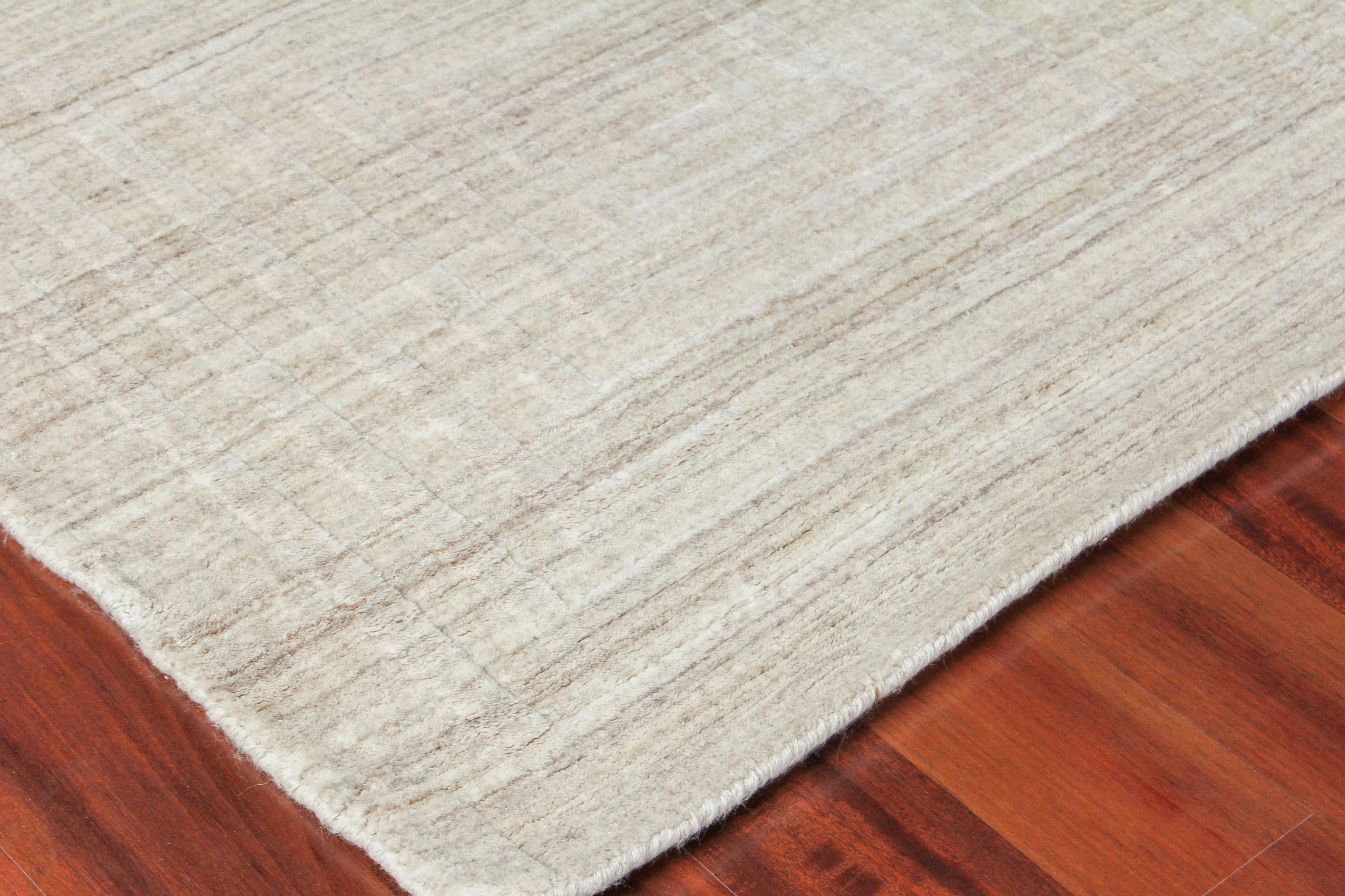 Exquisite Rugs Castelli Hand-Loomed Bamboo Silk/Wool 3973 Light Beige 9' X 6' Area Rug - Image 3