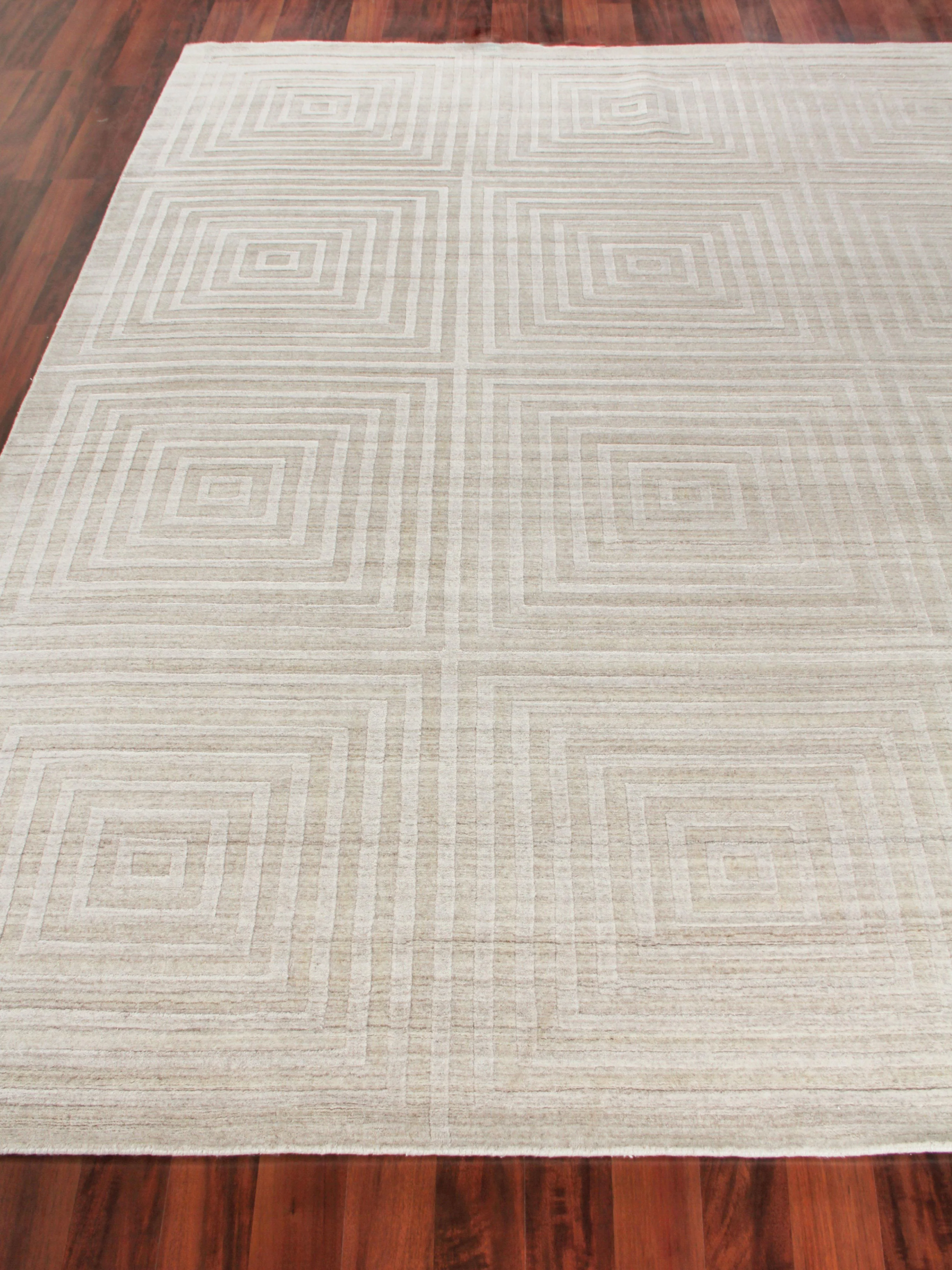 Exquisite Rugs Castelli Hand-Loomed Bamboo Silk/Wool 3973 Light Beige 9' X 6' Area Rug - Image 4