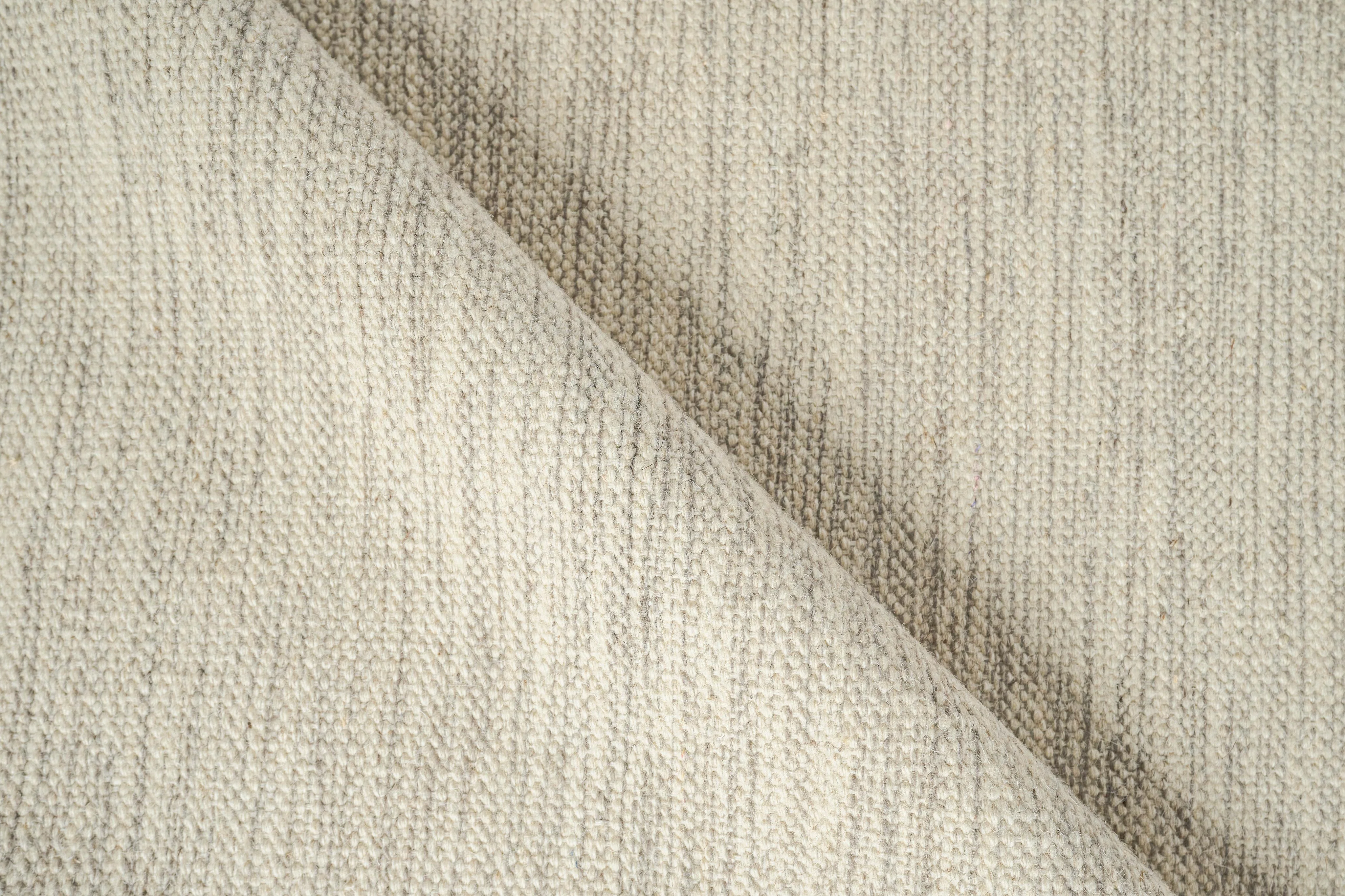 Exquisite Rugs Chelsea Flatweave New Zealand Wool 4798 Beige/Gray 10' X 8' Area Rug - Image 5