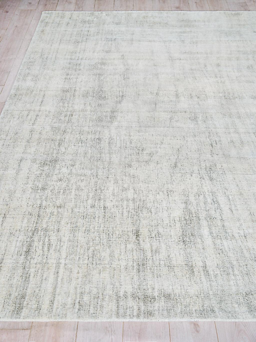 Exquisite Rugs Cloud Hand-Loomed Wool/Bamboo Silk 5307 Ivory/Silver 12' X 9' Area Rug - Image 4