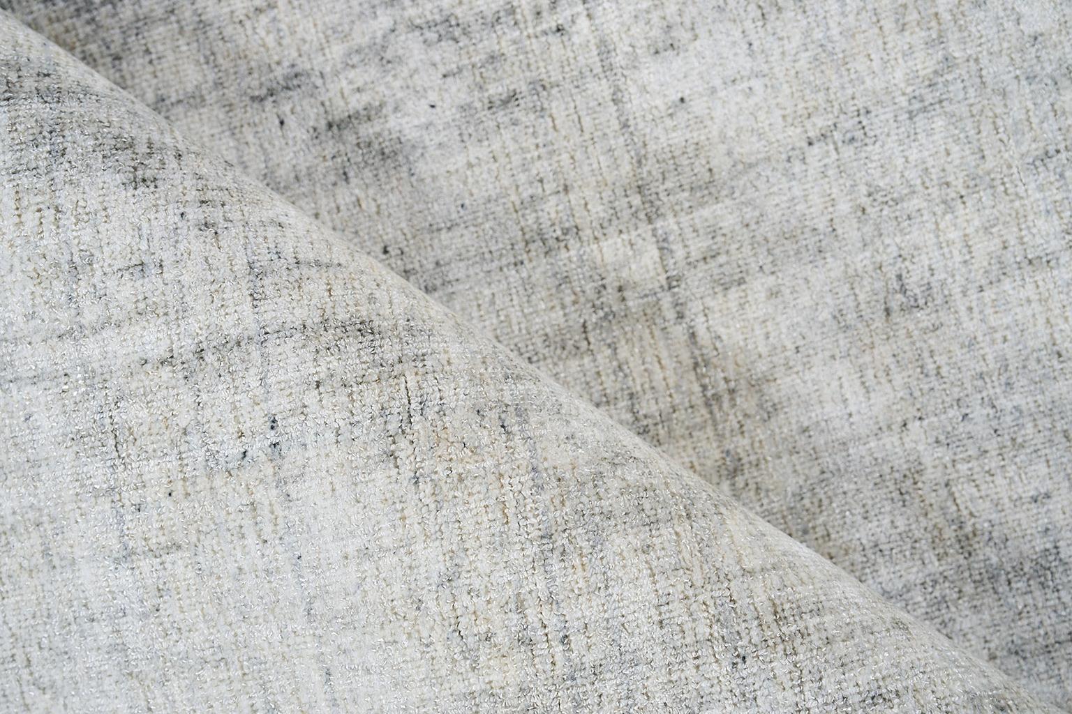 Exquisite Rugs Cloud Hand-Loomed Wool/Bamboo Silk 5307 Ivory/Silver 12' X 9' Area Rug - Image 5