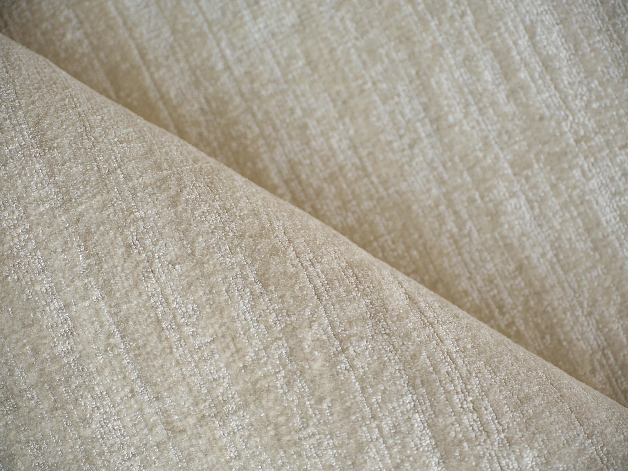Exquisite Rugs Exquisite Rugs Martelli Modern Handmade Silky Nylon In 6517 Light Beige 5' X 4' Area Rug - Image 5