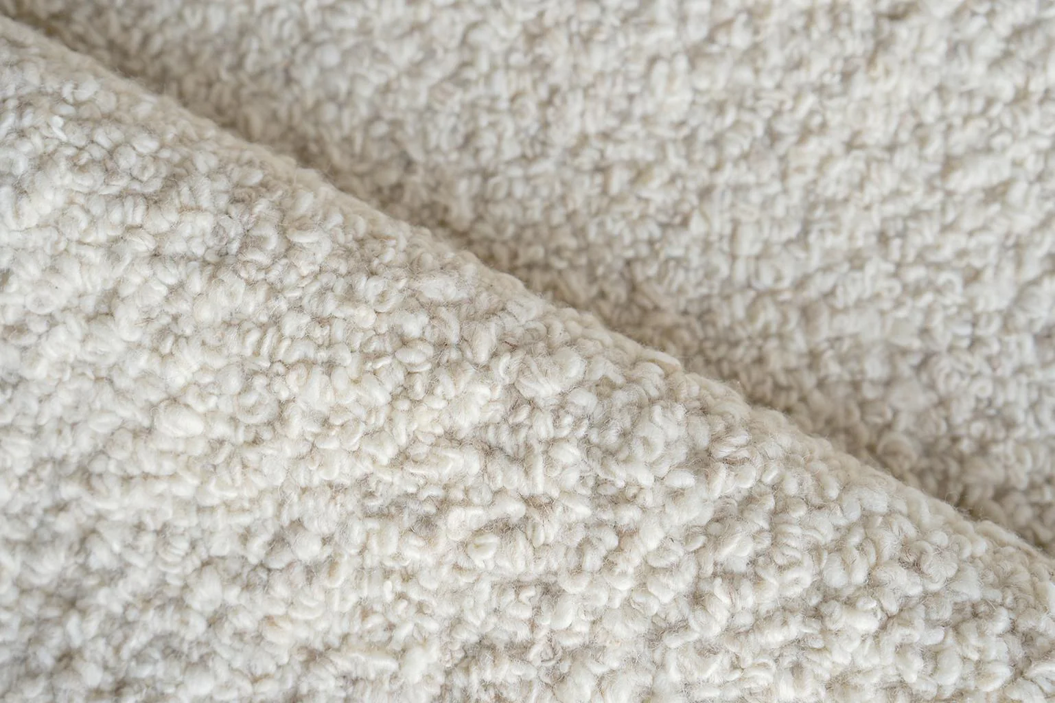 Exquisite Rugs Ferretti Handloomed New Zealand Wool 5753 Ivory 10' X 8' Area Rug - Image 5