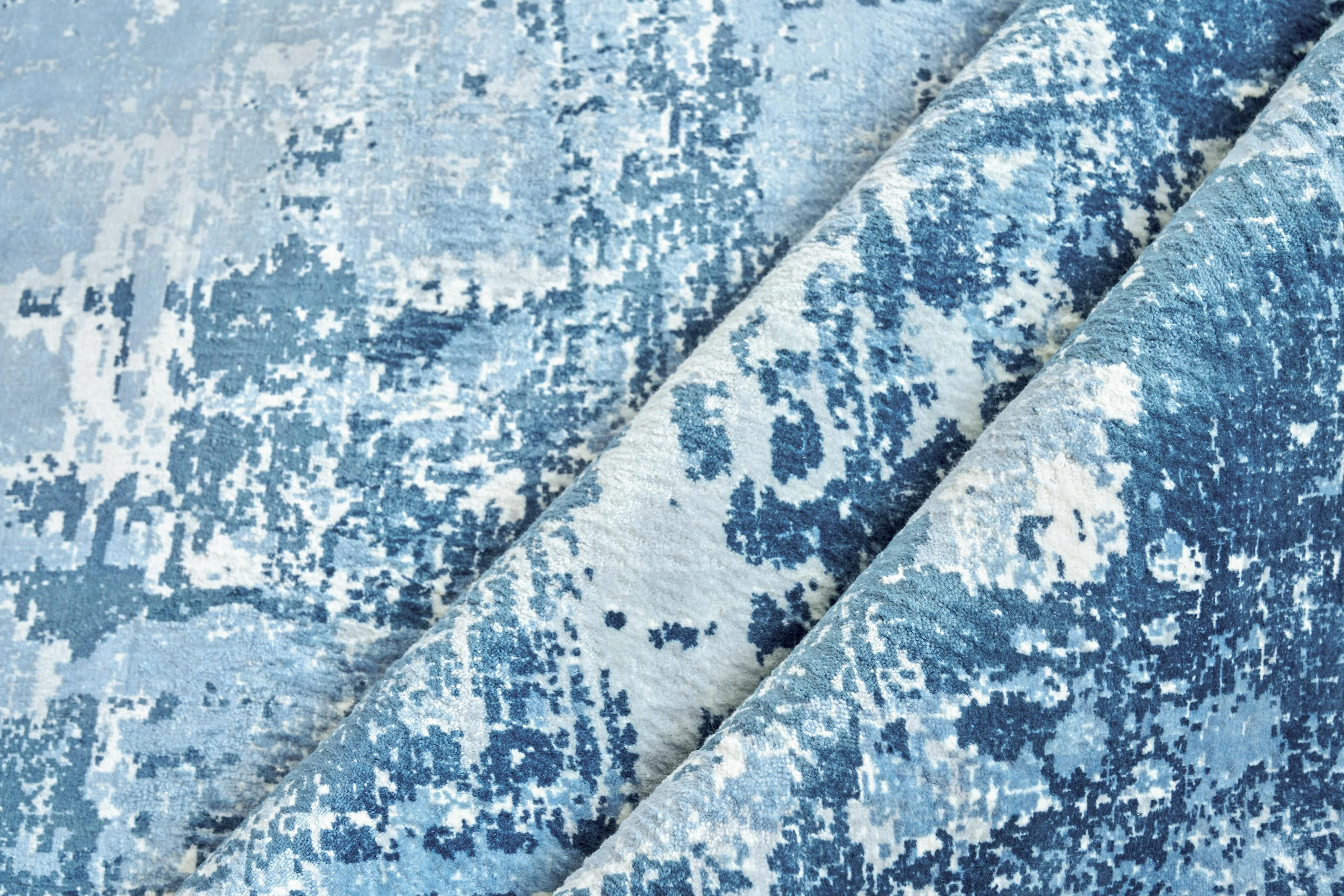 Exquisite Rugs Koda Hand-Loomed Bamboo Silk 3379 Blue/Ivory 11' X 11' Area Rug - Image 5