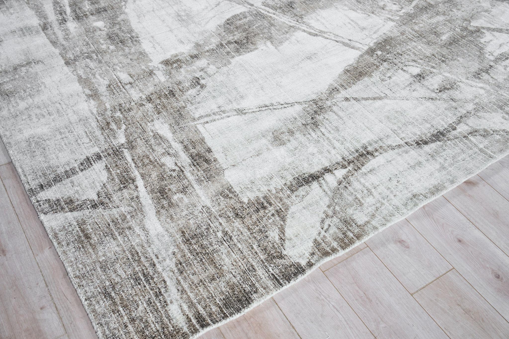 Exquisite Rugs Kyoto Hand-Loomed Wool/Bamboo Silk 6332 Silver/Beige 9' X 6' Area Rug - Image 3