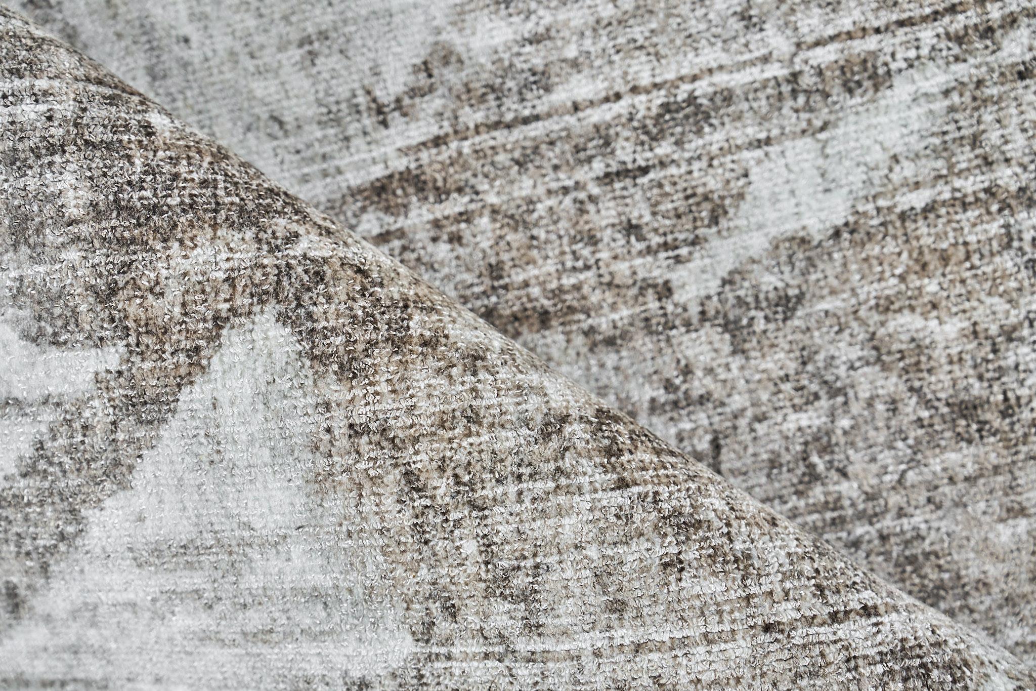 Exquisite Rugs Kyoto Hand-Loomed Wool/Bamboo Silk 6332 Silver/Beige 9' X 6' Area Rug - Image 5
