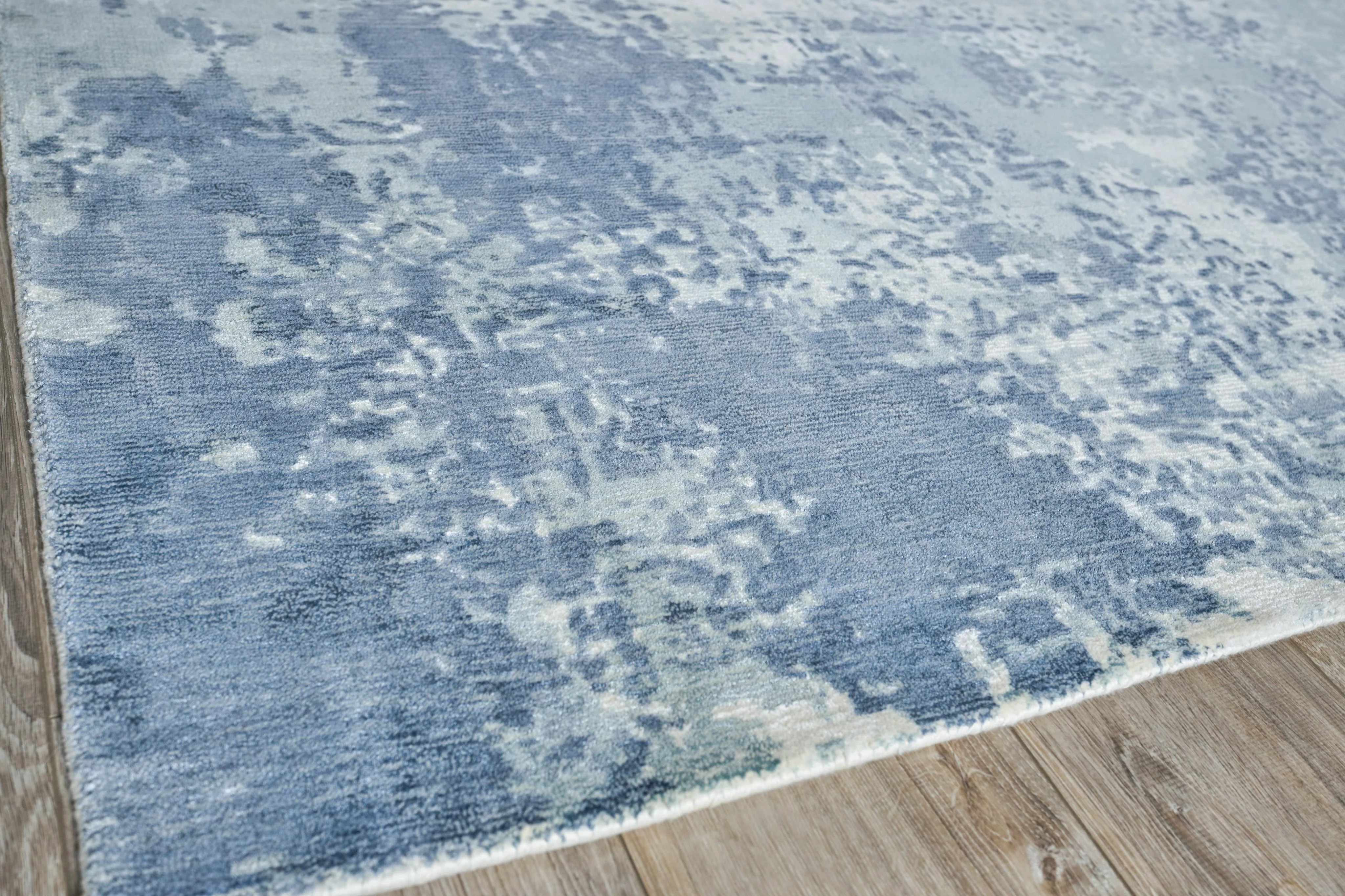 Exquisite Rugs Laguna Hand-Loomed Wool/Bamboo Silk 4954 Blue/Multi 12' X 9' Area Rug - Image 3