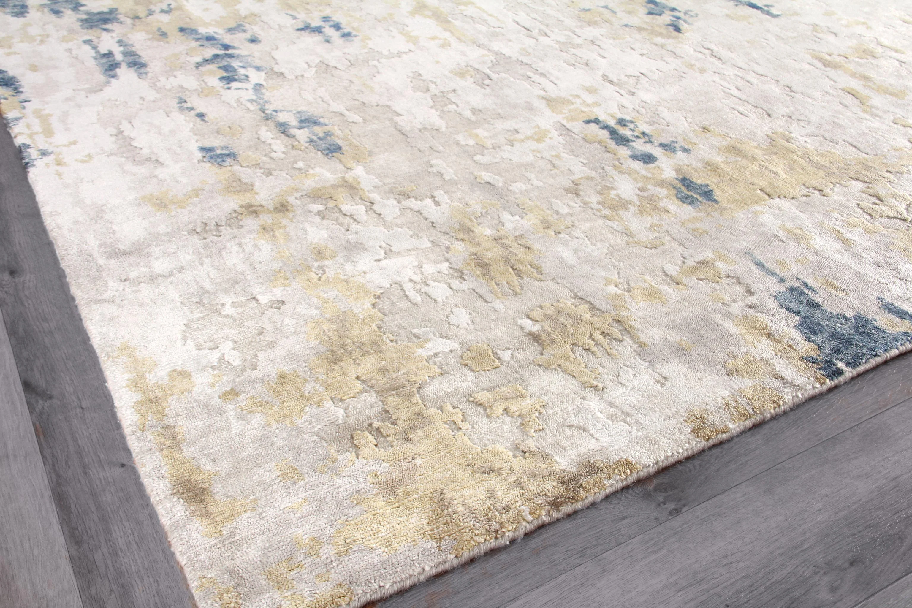 Exquisite Rugs Laureno Hand-Knotted Bamboo Silk 4342 Beige/Gold 10' X 8' Area Rug - Image 3