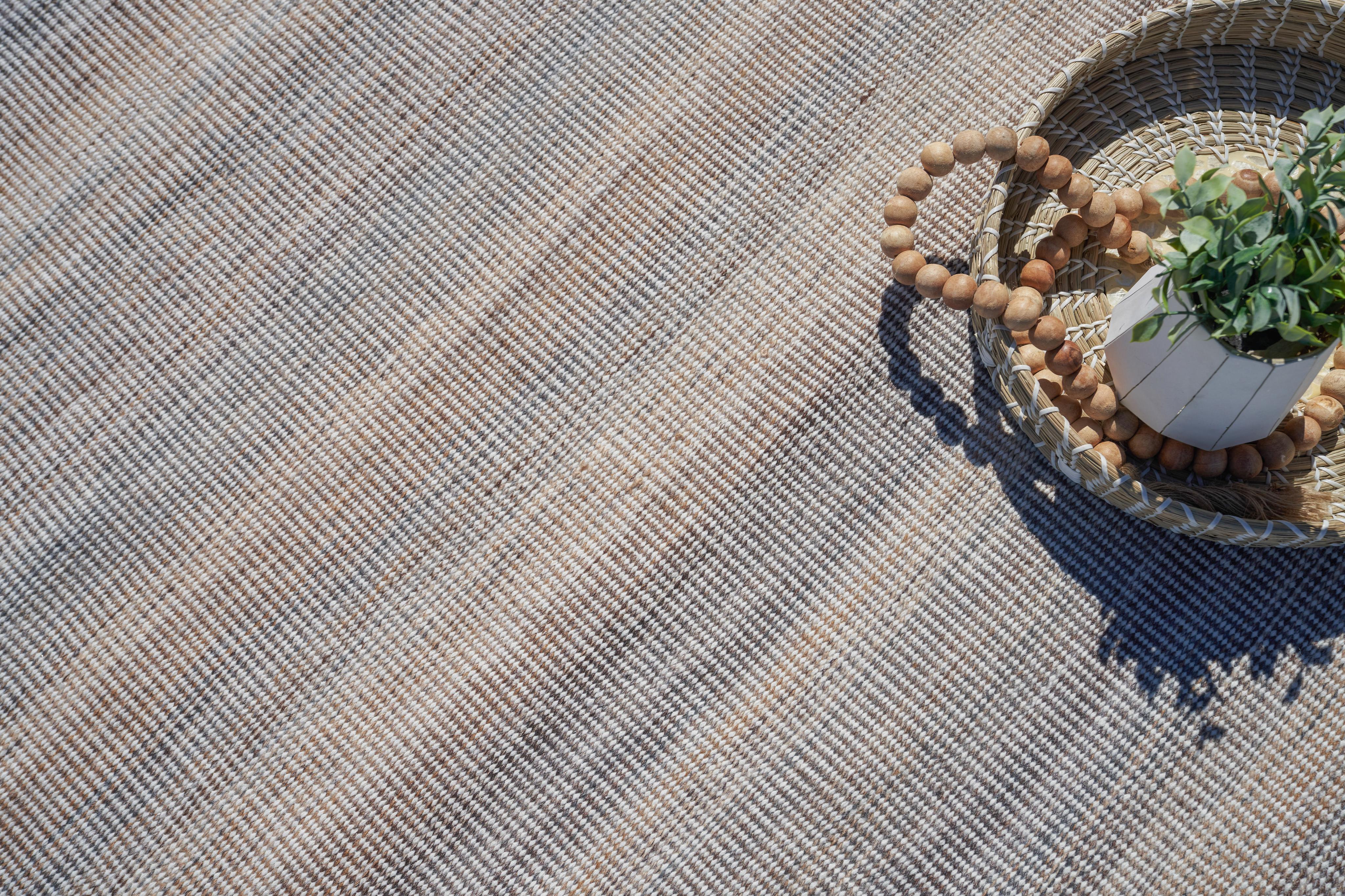 Exquisite Rugs Lenzi Indoor/Outdoor Flatweave Pet Yarn 4861 Gray/Ivory 15' X 12' Area Rug - Image 2