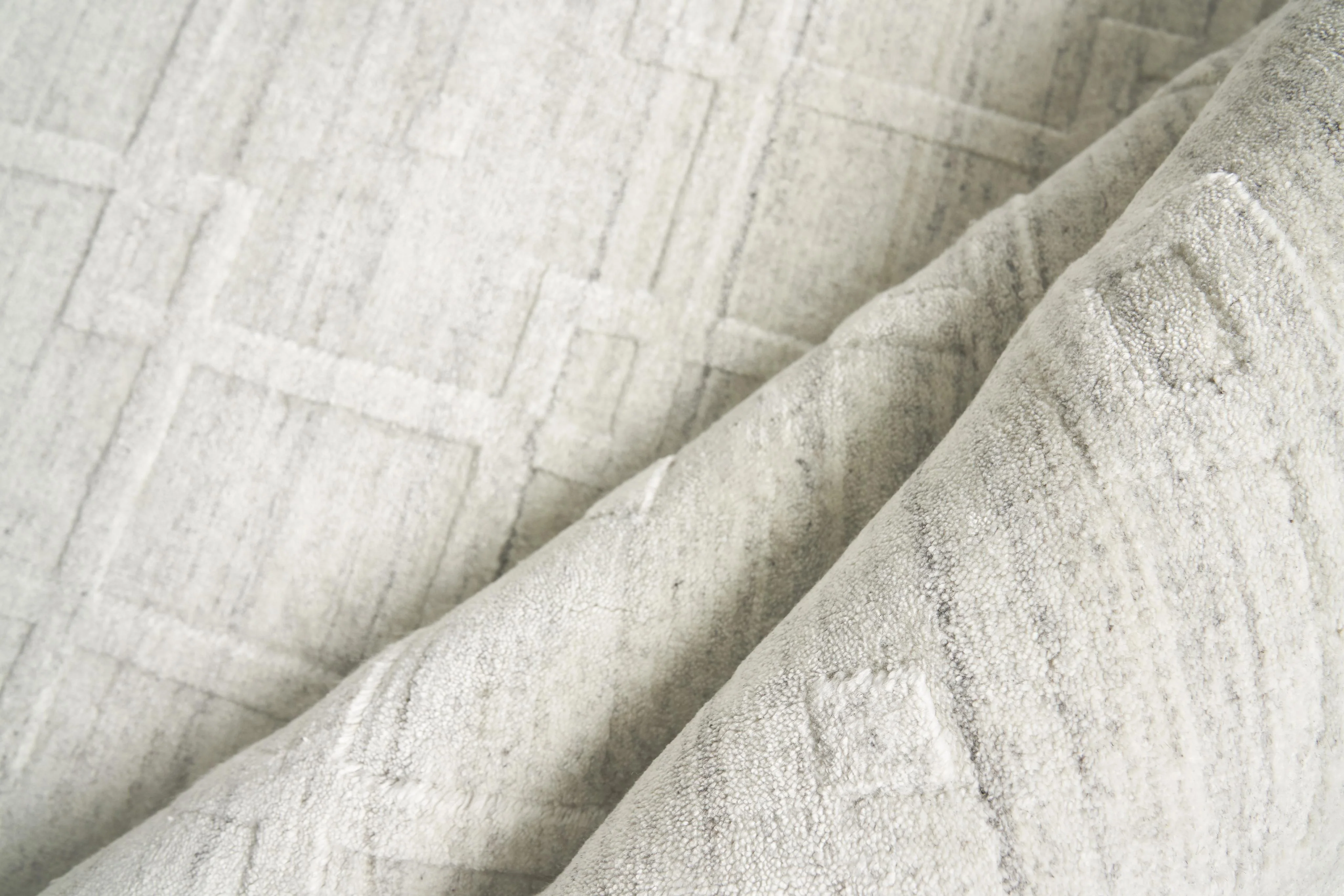 Exquisite Rugs Lotus Hand Tufted Wool/Bamboo Silk In 6967 Ivory 18' X 14' Area Rug - Image 5