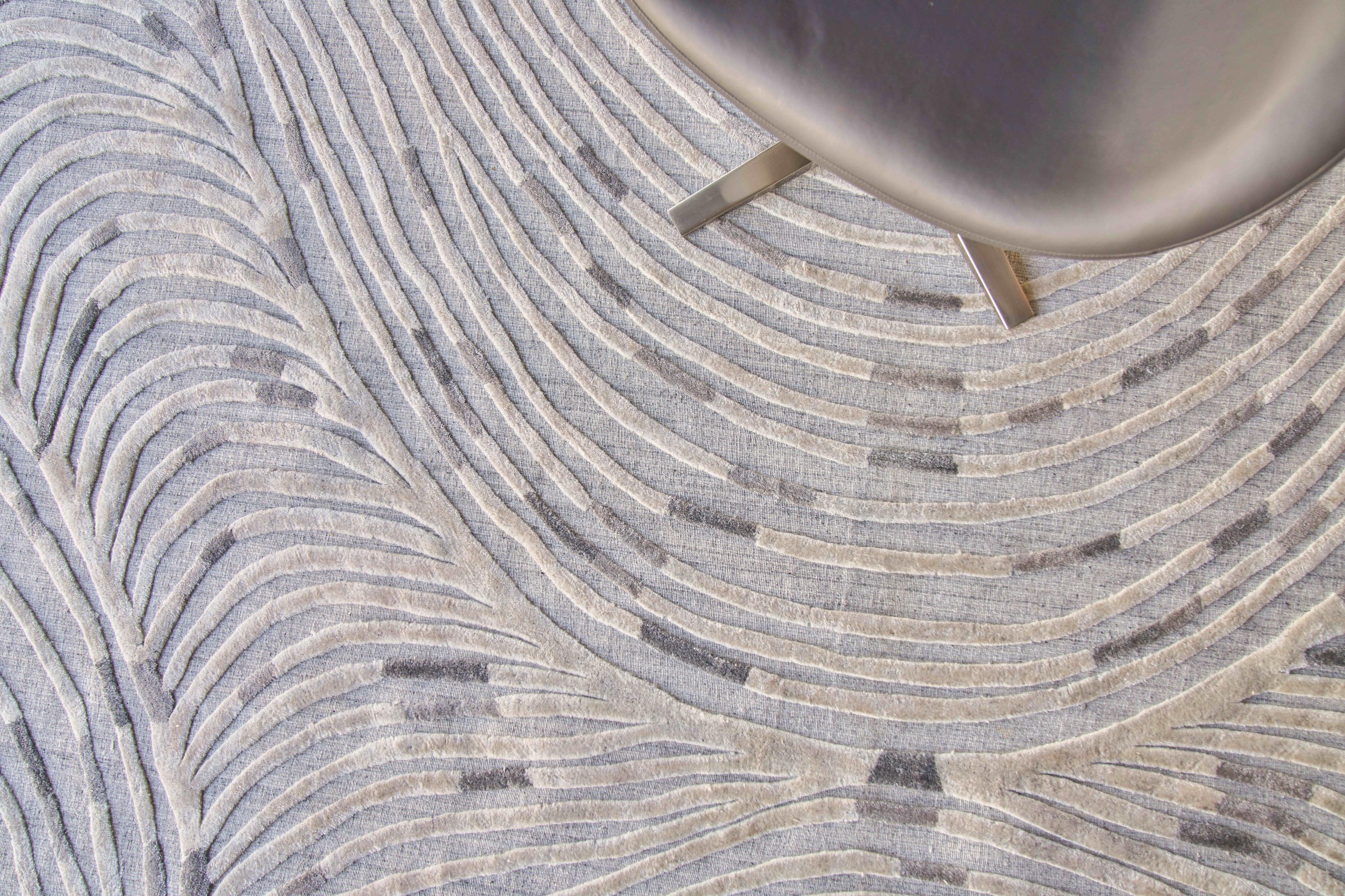 Exquisite Rugs Overture Hand-Loomed Wool/Bamboo Silk 4519 Gray 15' X 12' Area Rug - Image 6