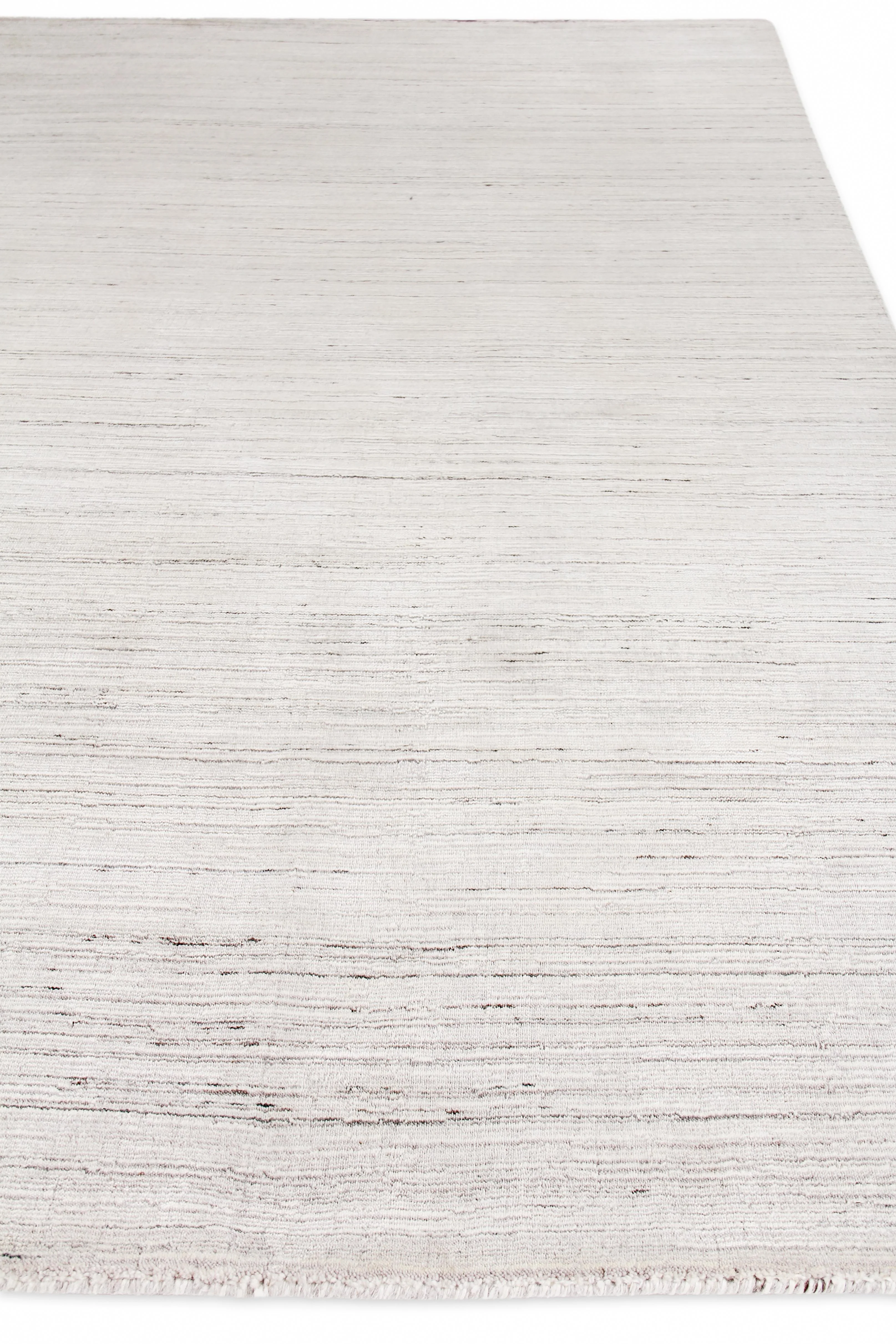 Exquisite Rugs Palazzo Hand-Loomed Wool/Bamboo Silk 3392 Silver 15' X 12' Area Rug - Image 4