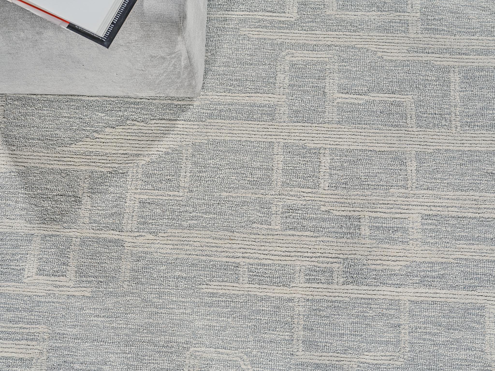 Exquisite Rugs Park City Handmade Hand-Tufted New Zealand Wool On Canvas 6841 Light Gray/Ivory 15' X 12' Area Rug - Image 8