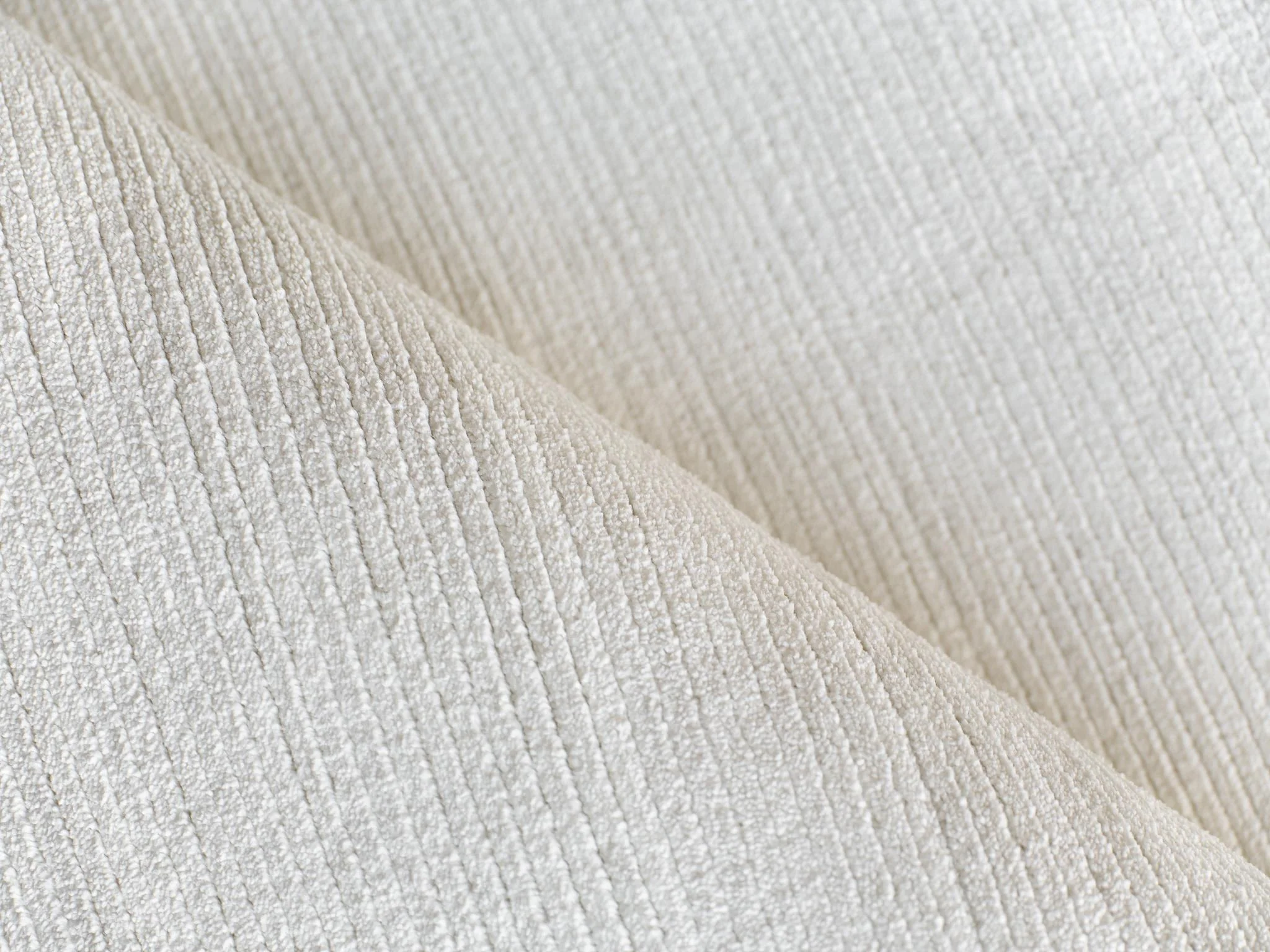 Exquisite Rugs Pavia Modern Handmade Silky Nylon 6757 White 9' X 6' Area Rug - Image 5