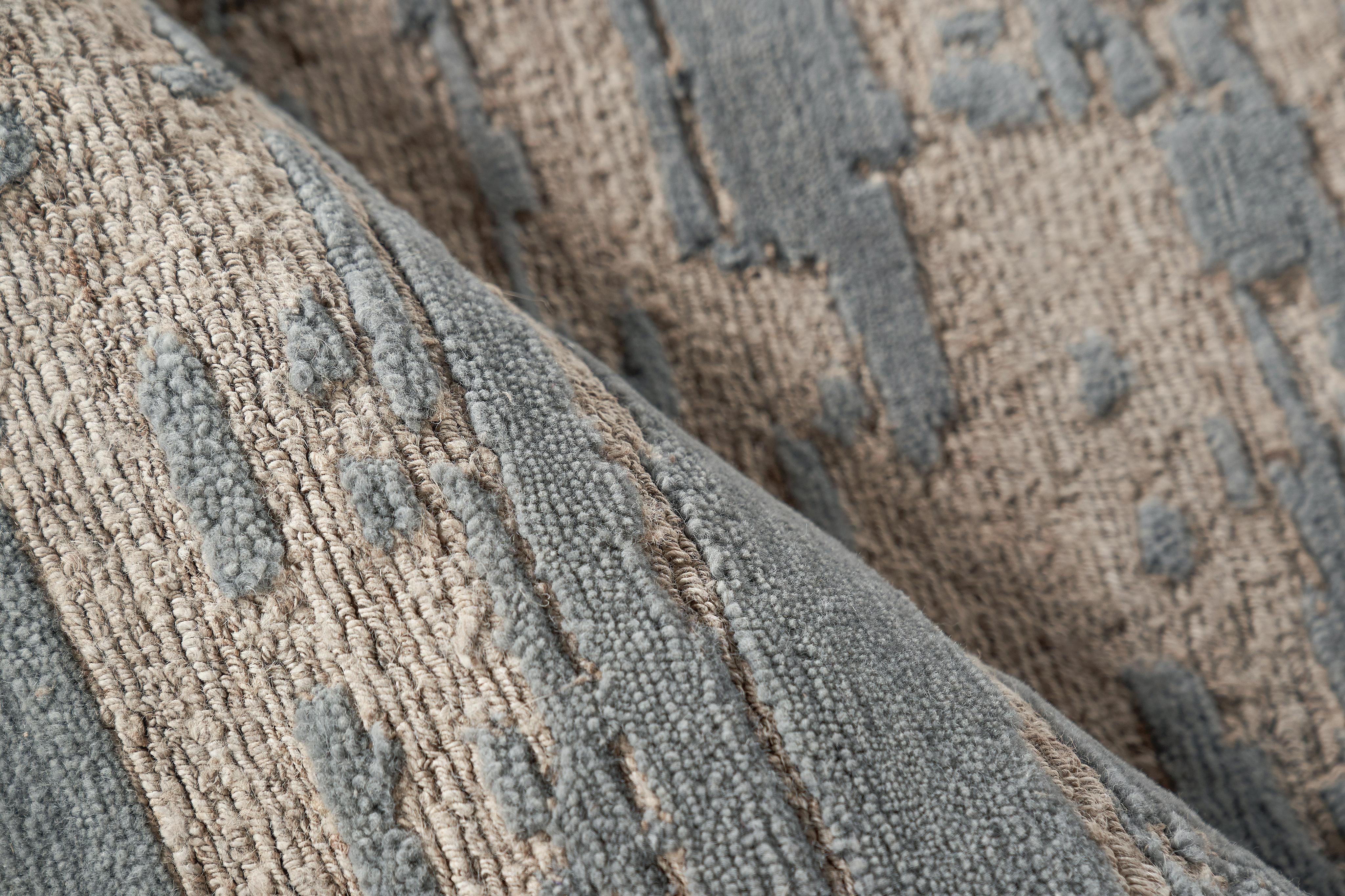 Exquisite Rugs Platinum Hand-Knotted Wool/Nettle 4379 Gray/Beige 15' X 12' Area Rug - Image 5