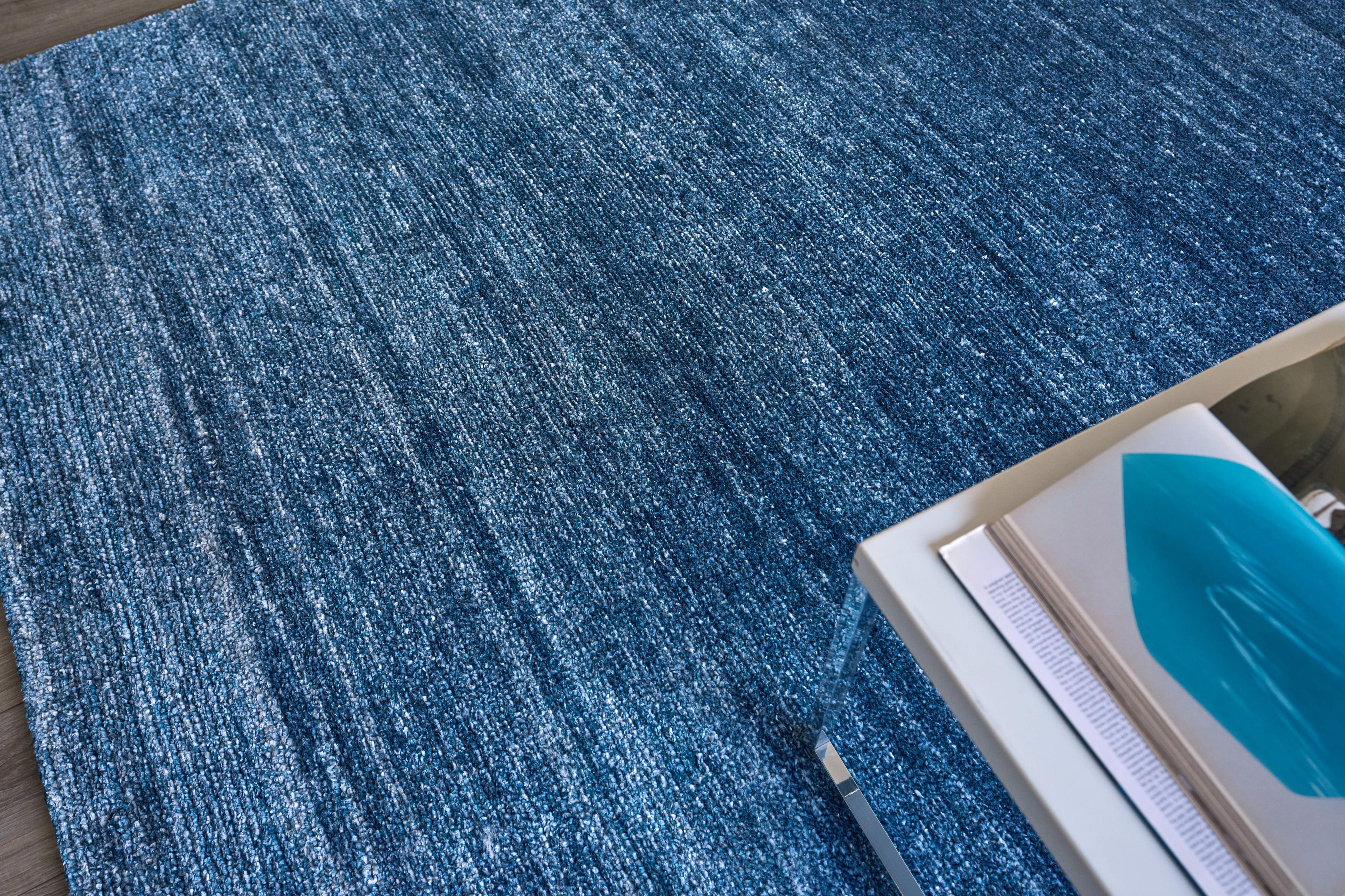 Exquisite Rugs Plush Hand-Knotted Bamboo Silk/Mohair 4660 Dark Blue 12' X 9' Area Rug - Image 2