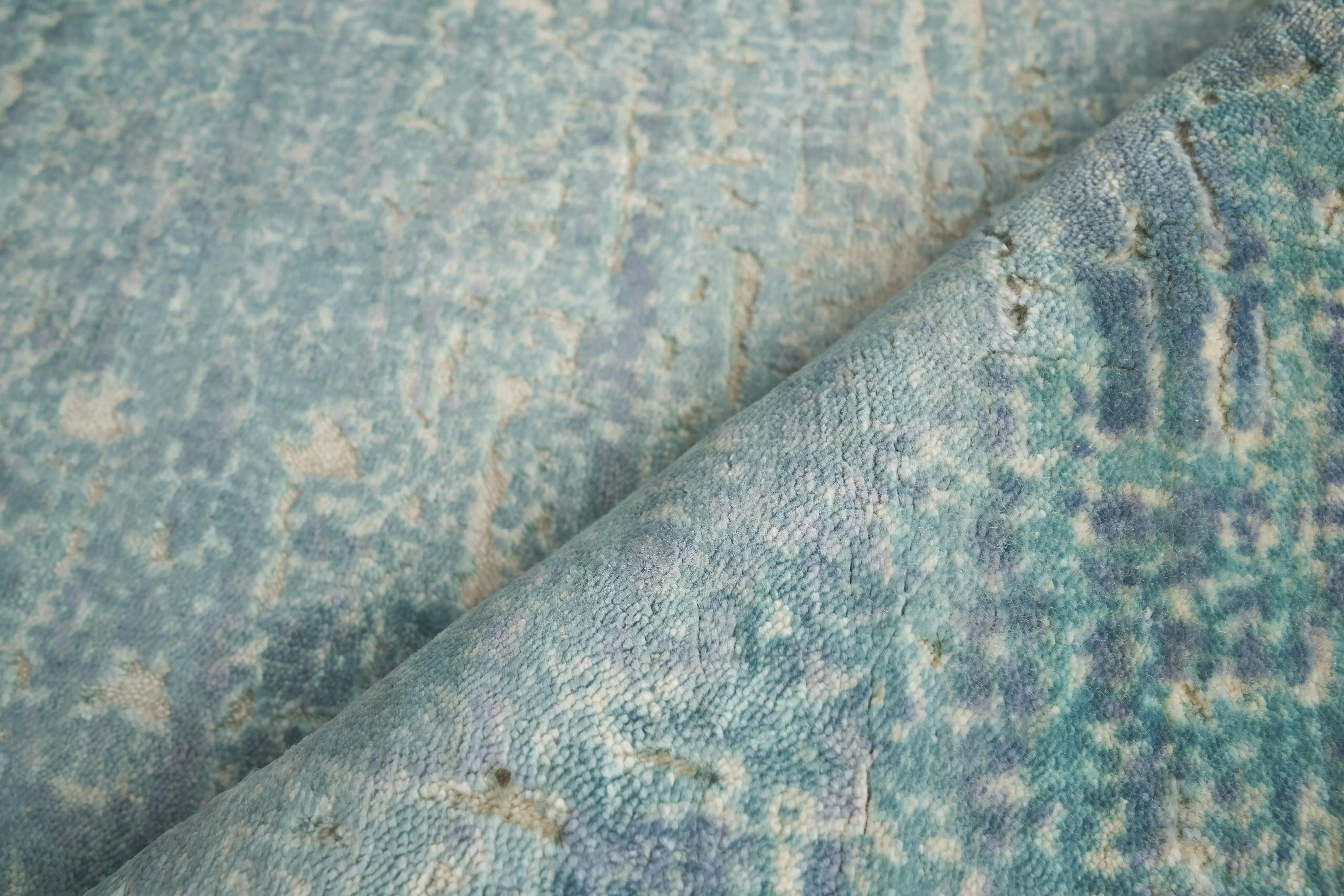 Exquisite Rugs Reflections Hand Loomed Bamboo Silk In 2517 Teal 9' X 6' Area Rug - Image 5