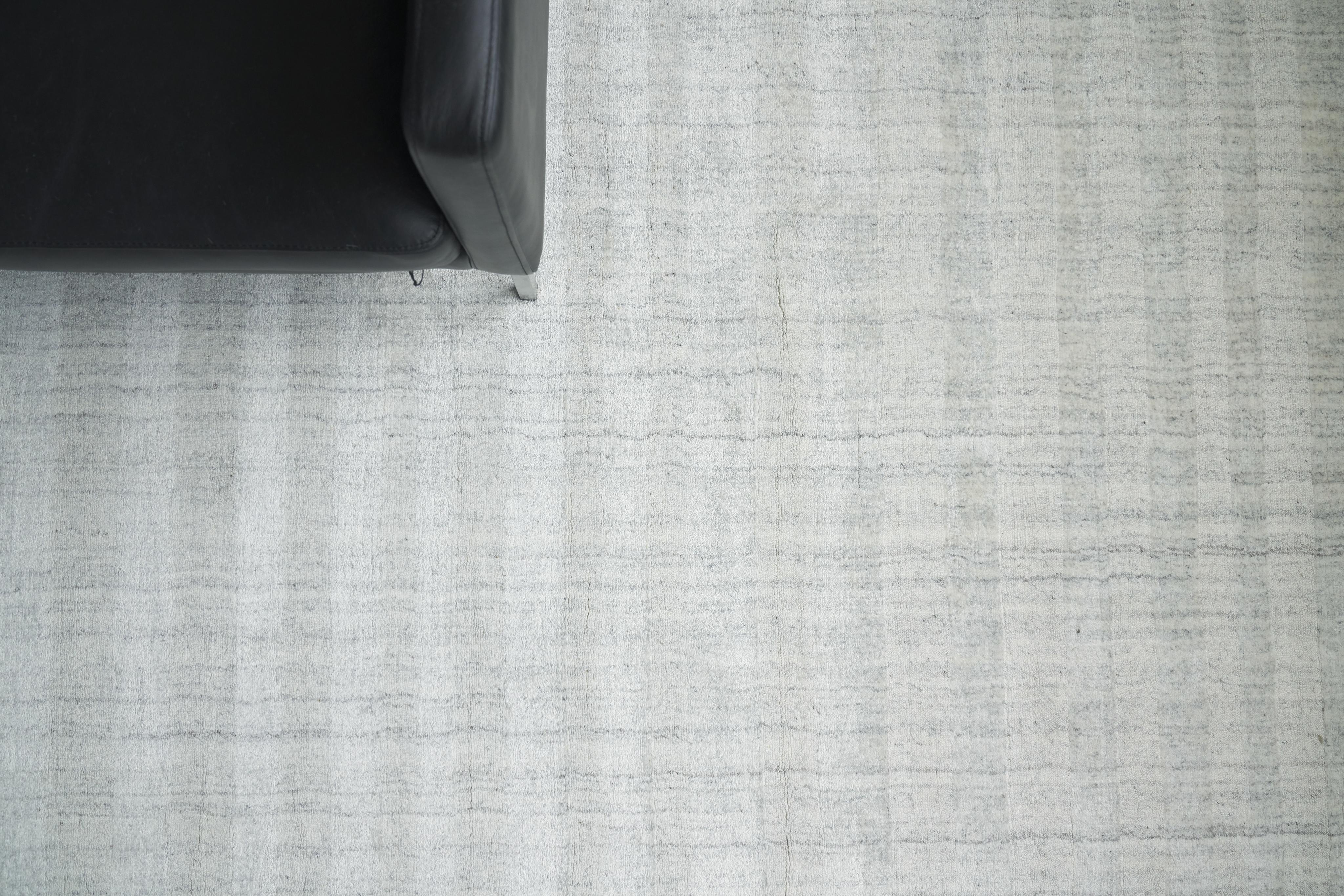 Exquisite Rugs Robin Stripe Hand-Loomed Bamboo Silk/Wool 3783 Ivory/Gray 11' X 10' Area Rug - Image 6