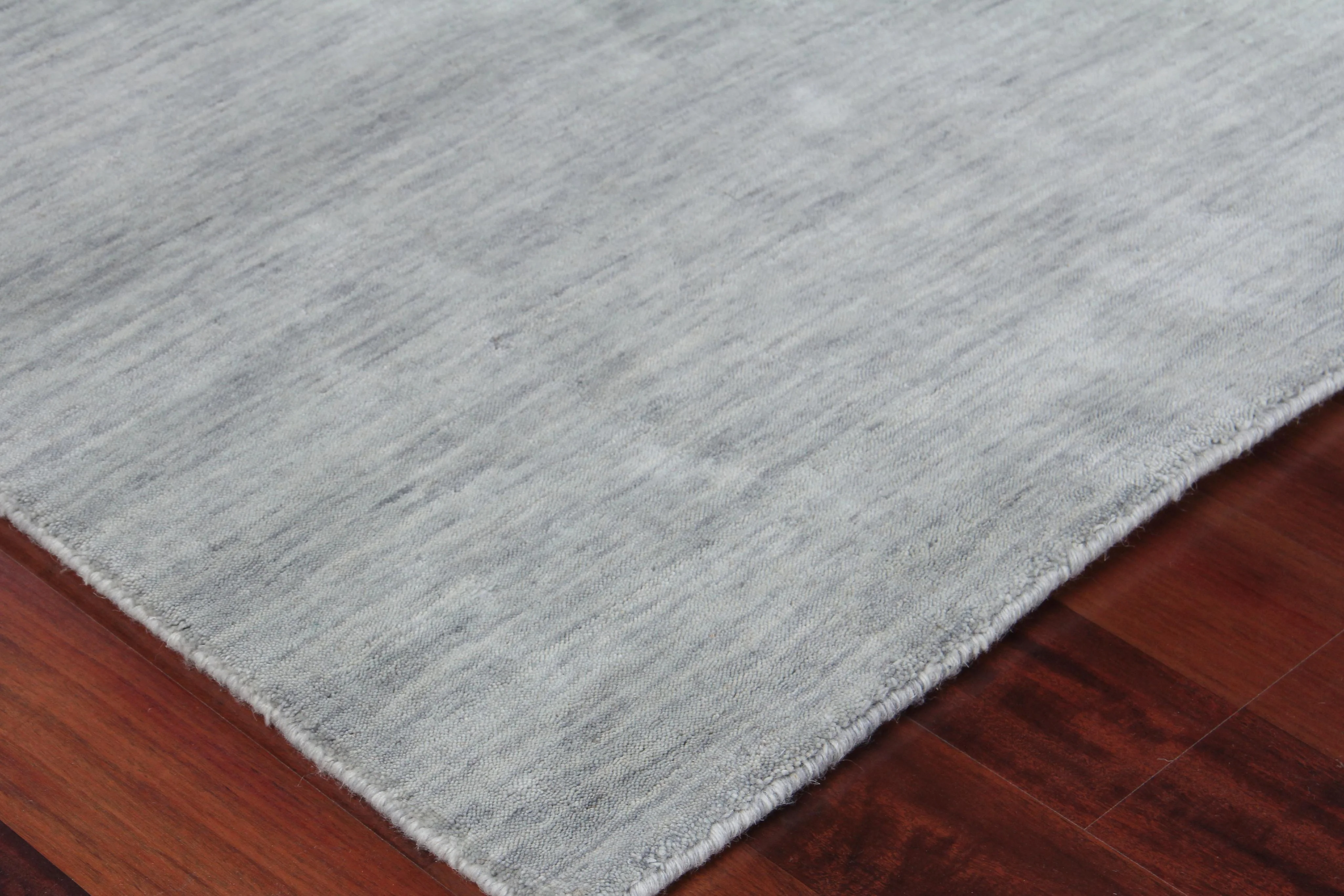 Exquisite Rugs Roche Hand Loomed New Zealand Wool In 2743 Soft Green 8' X 2.5' Area Rug - Image 3
