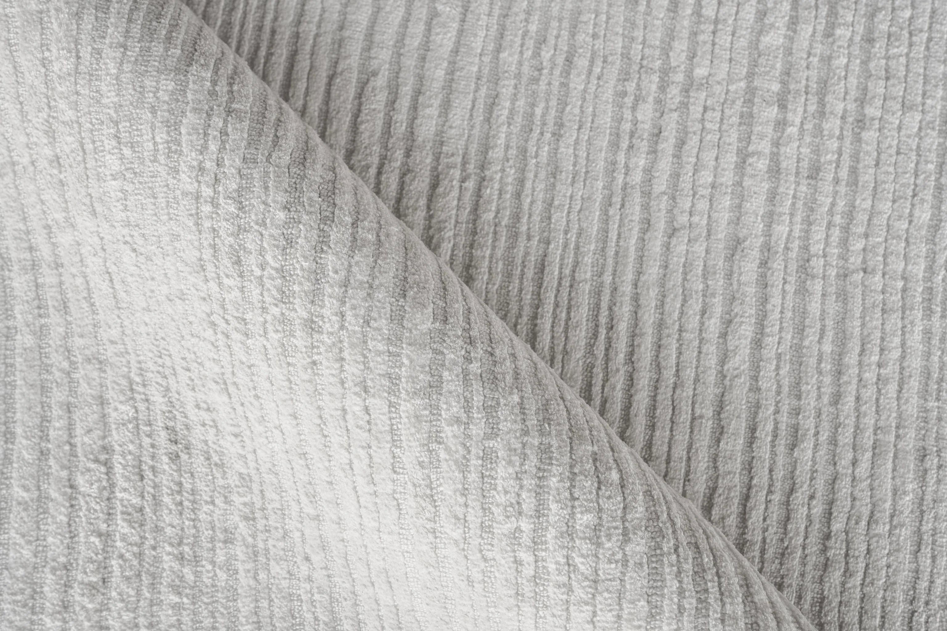 Exquisite Rugs Rossini Hand-Loomed Nylon/Pet Yarn Yarn 4697 Ivory 13.17' X 11.67' Area Rug - Image 4
