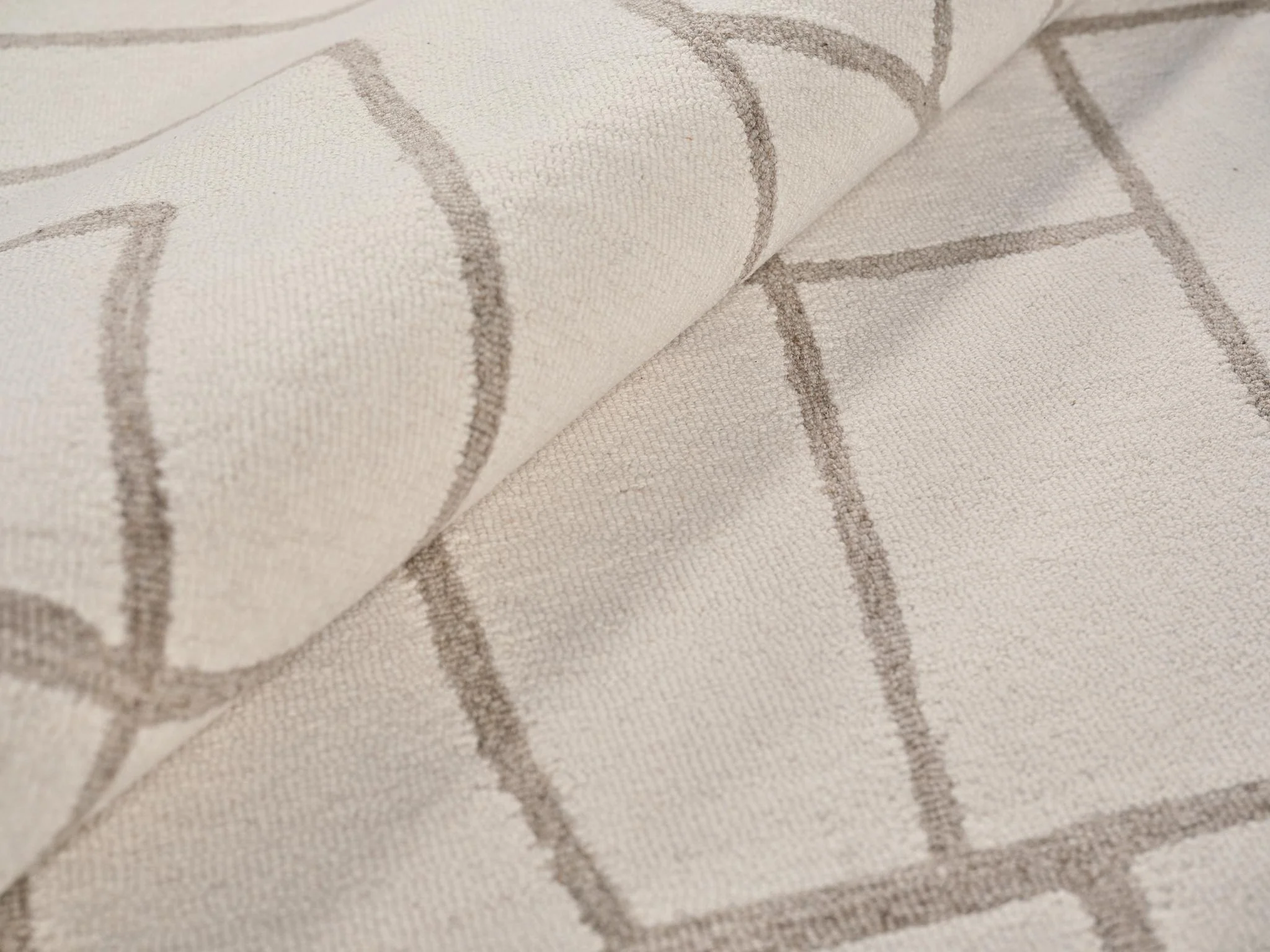 Exquisite Rugs Tangiers Handmade Hand-Tufted New Zealand Wool On Canvas 6846 Ivory/Beige 18' X 14' Area Rug - Image 6
