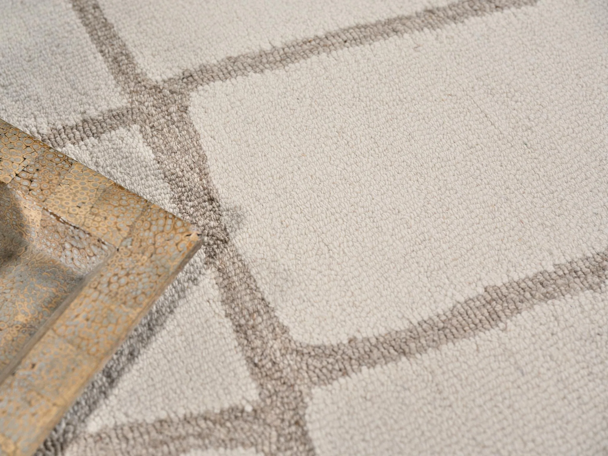 Exquisite Rugs Tangiers Handmade Hand-Tufted New Zealand Wool On Canvas 6846 Ivory/Beige 18' X 14' Area Rug - Image 9