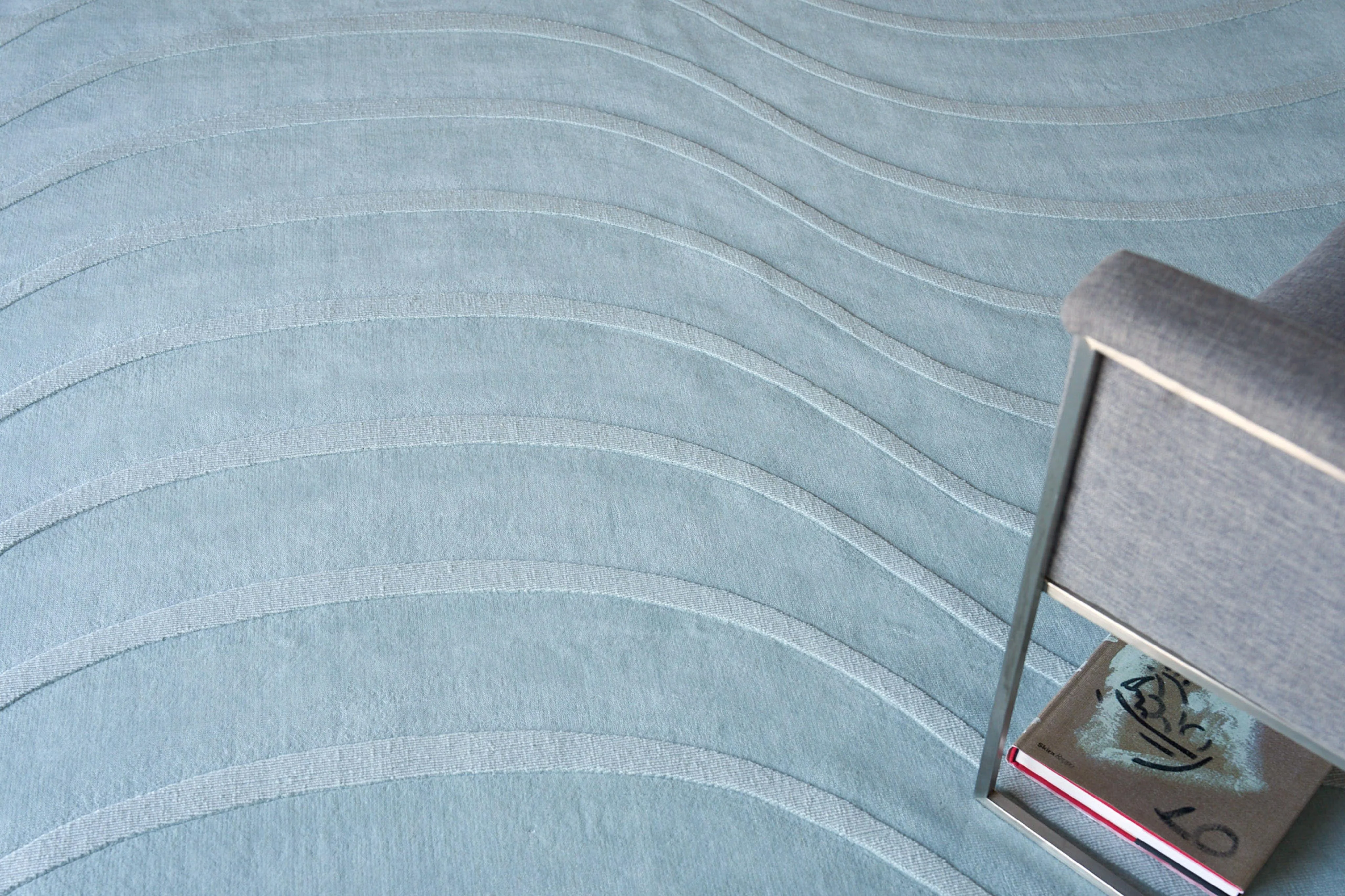 Exquisite Rugs Tempo Handloomed New Zealand Wool 6234 Light Blue 18' X 14' Area Rug - Image 6
