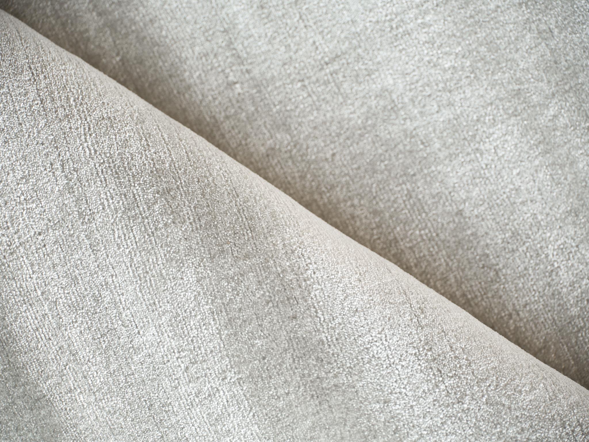 Exquisite Rugs Velutto Modern Handmade Silky Nylon In 6538 Light Silver 10' X 10' Area Rug - Image 5