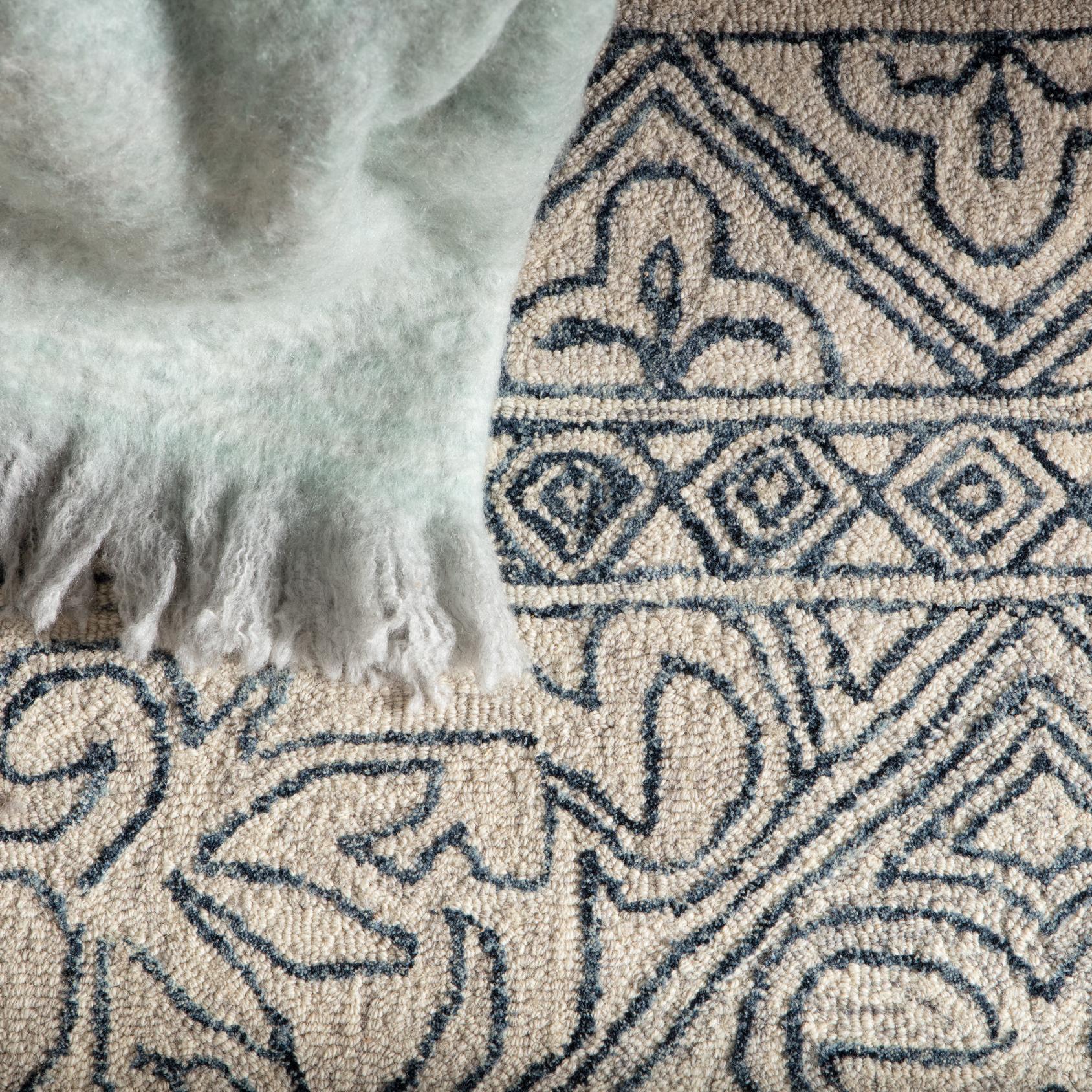 Jaipur Living Almira Carmen Border Blue / Light Gray 10' X 14' Rug - Image 8