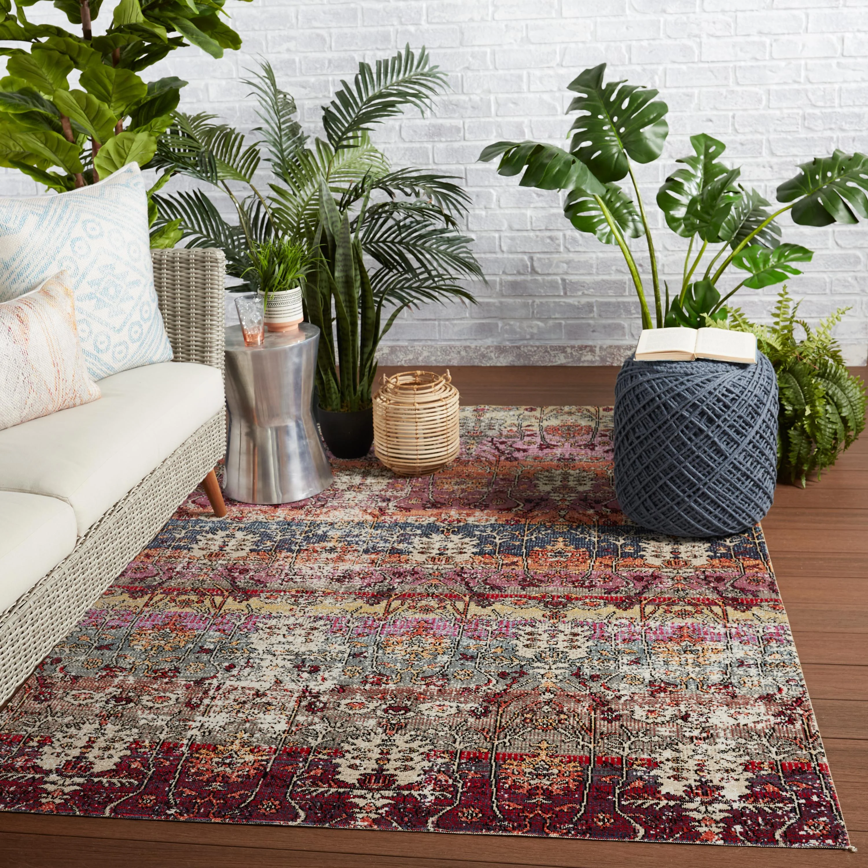 Jaipur Living Polaris Genesee Floral Multicolor / Pink 2' X 3' Rug - Image 4