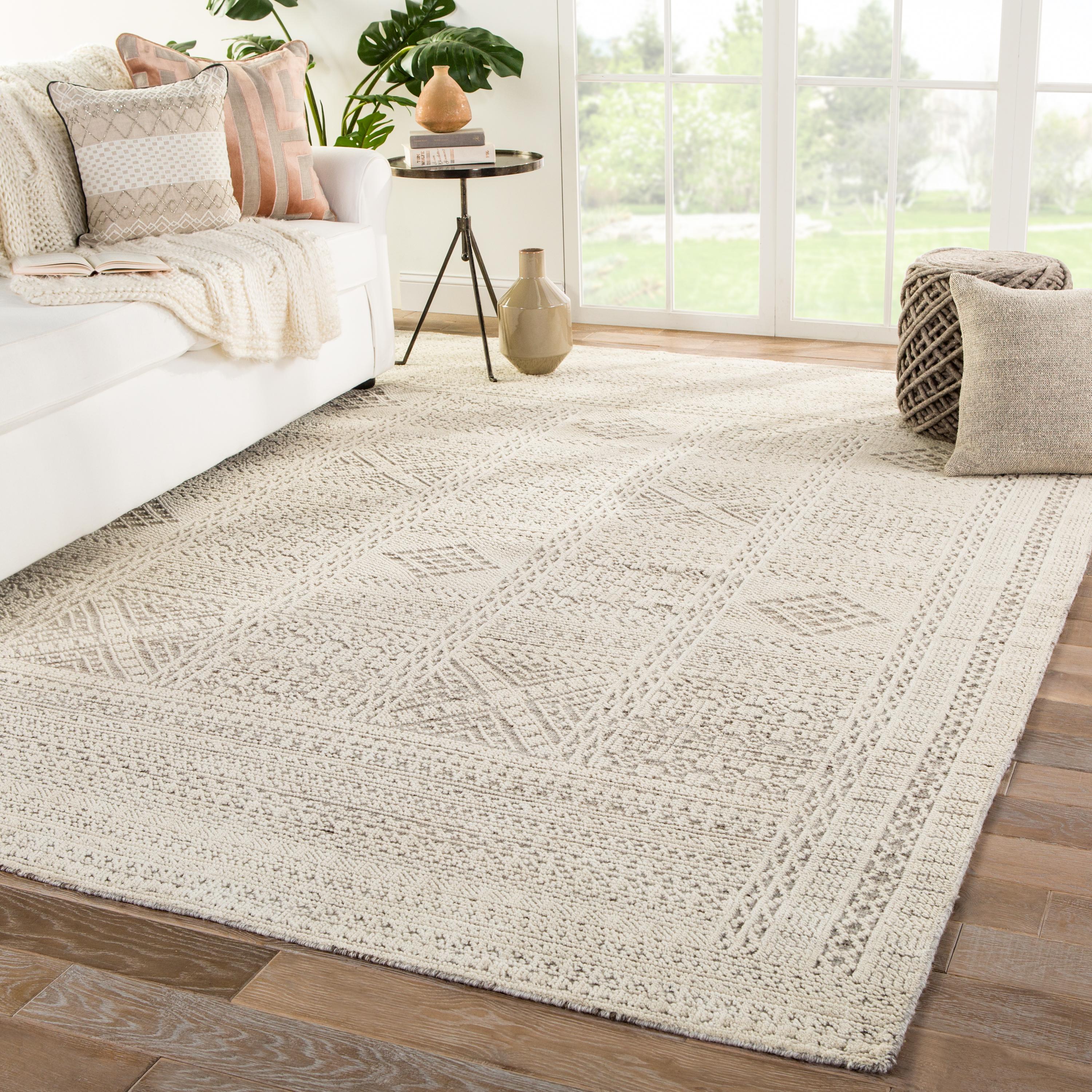 Jaipur Living Reign Jadene Border White / Light Gray 5' X 8' Rug - Image 4