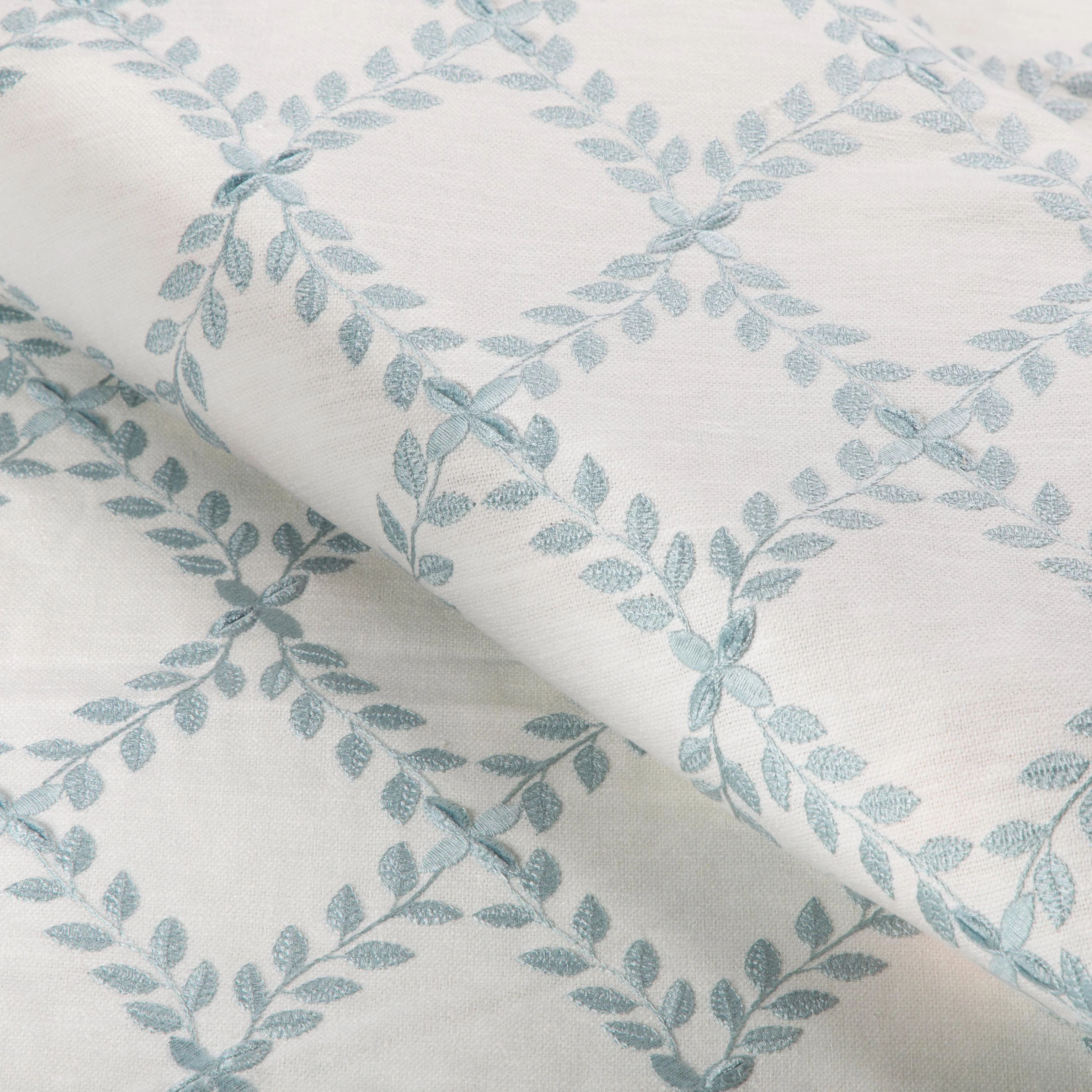 Kravet Basics 37090 5 Fabric - Image 4