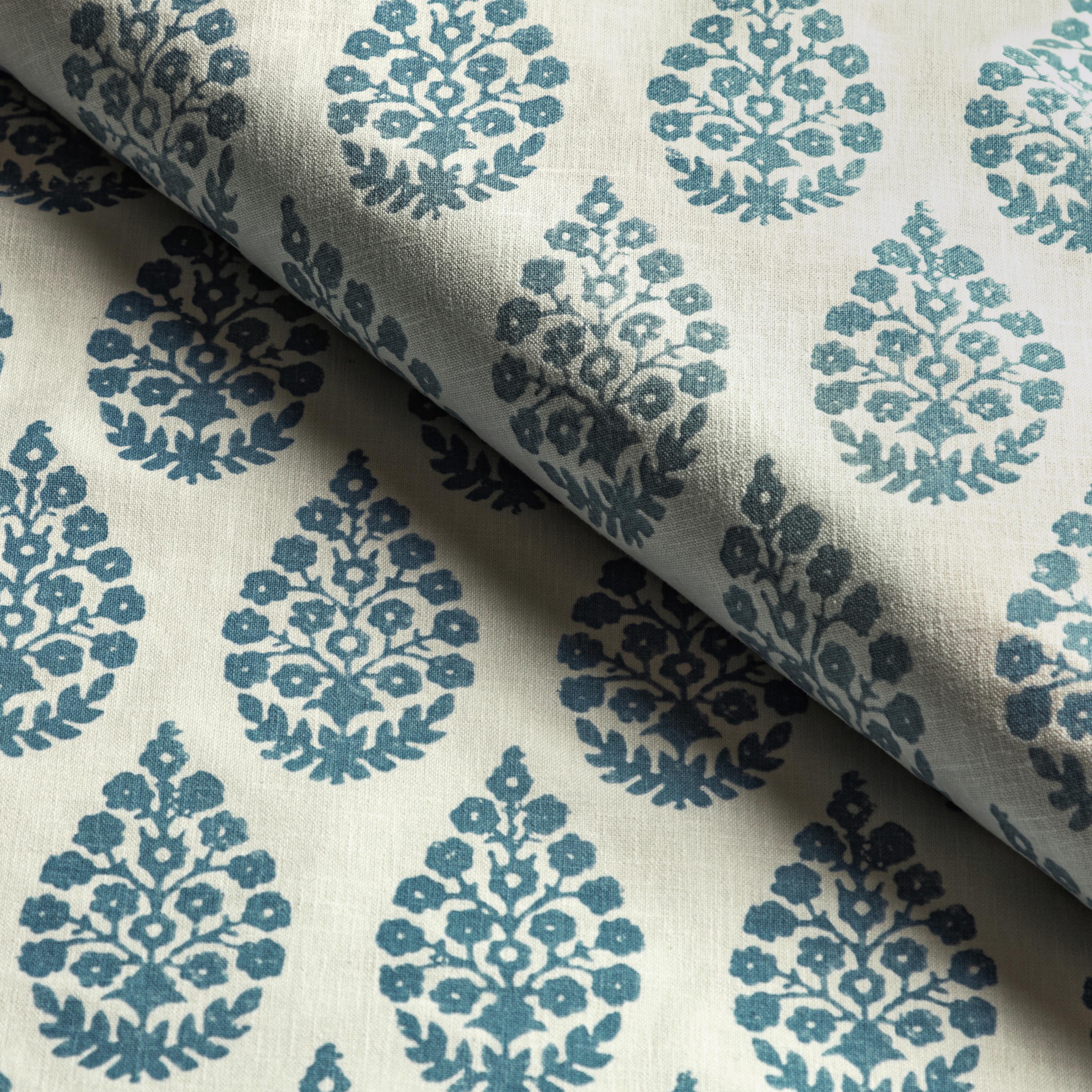 Kravet Basics Tajpaisley 50 Fabric - Image 4