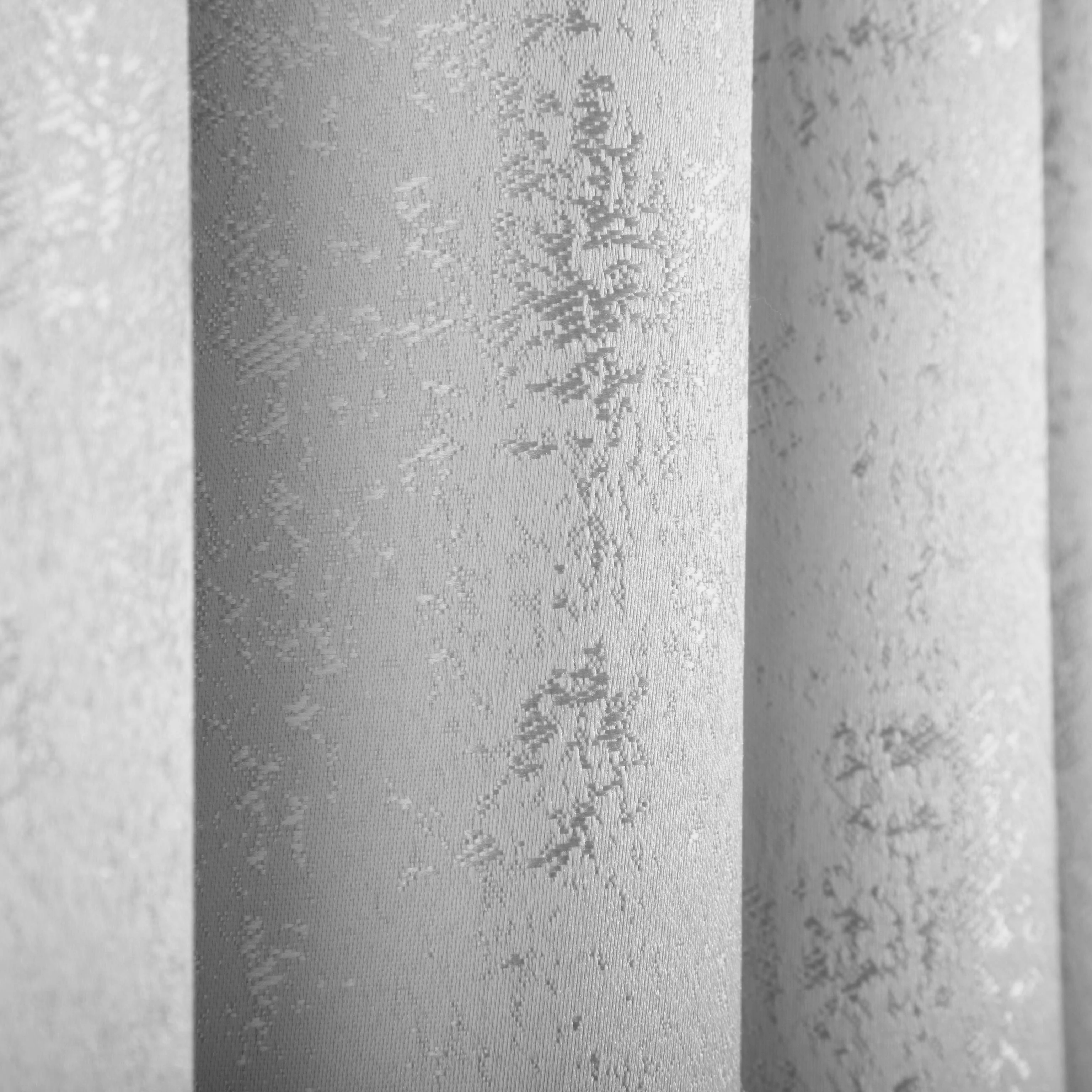 Kravet Contract 90006 1 Drapery Fabric - Image 4