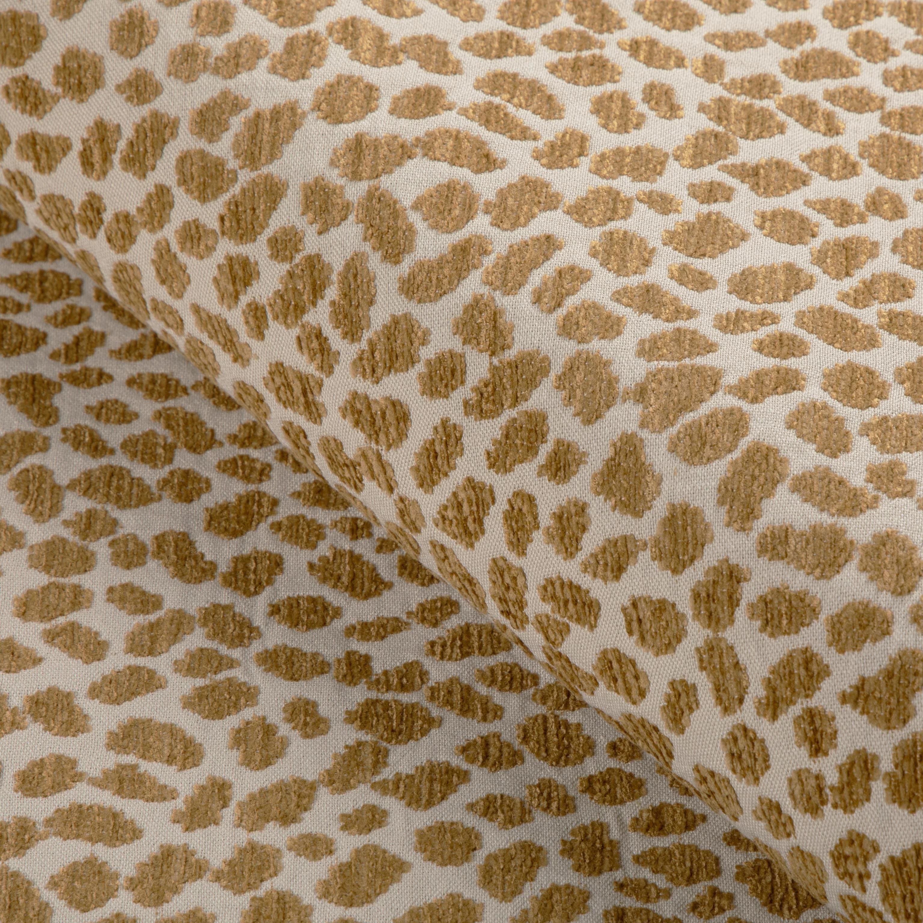 Kravet Design 37220 4 Upholstery Fabric - Image 4