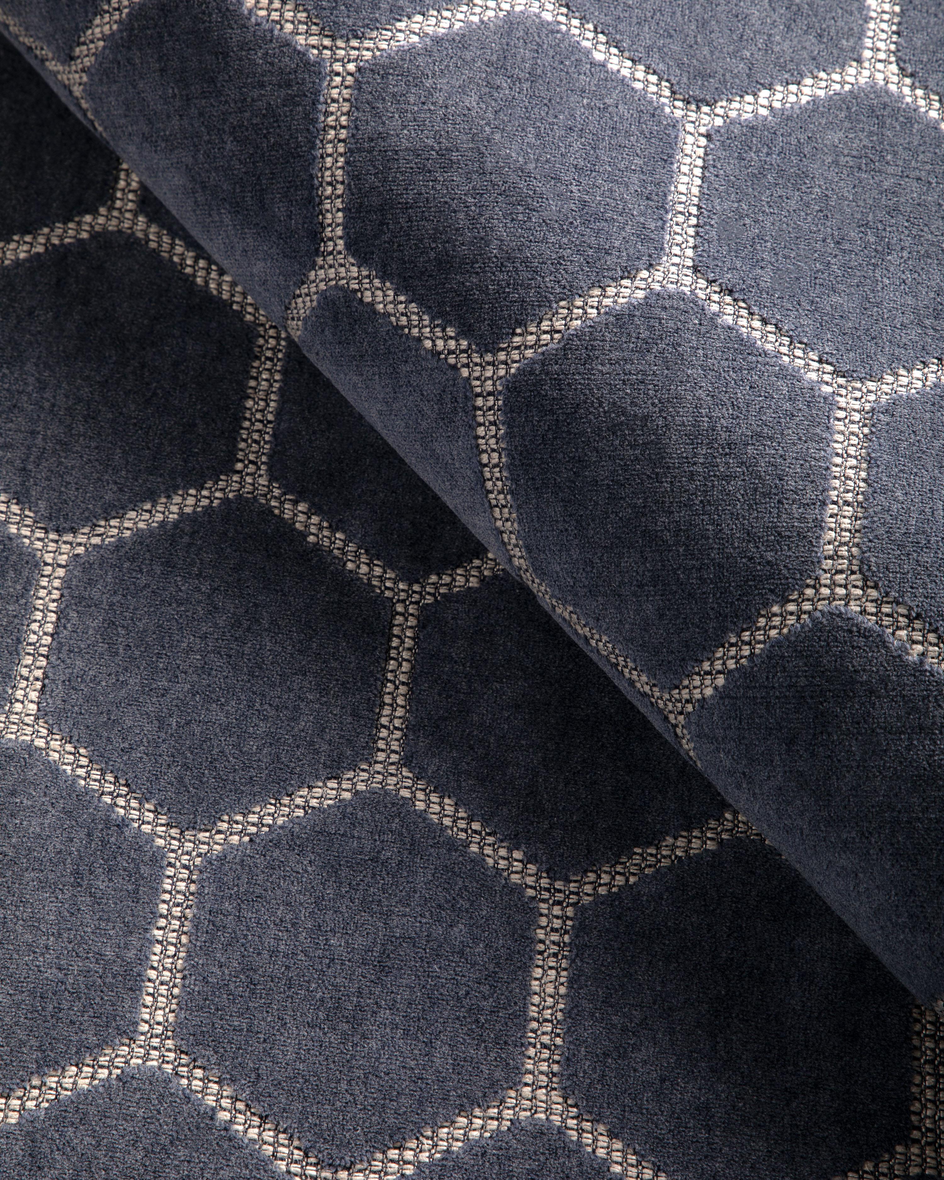 Kravet Design 37500 51 Upholstery Fabric - Image 4