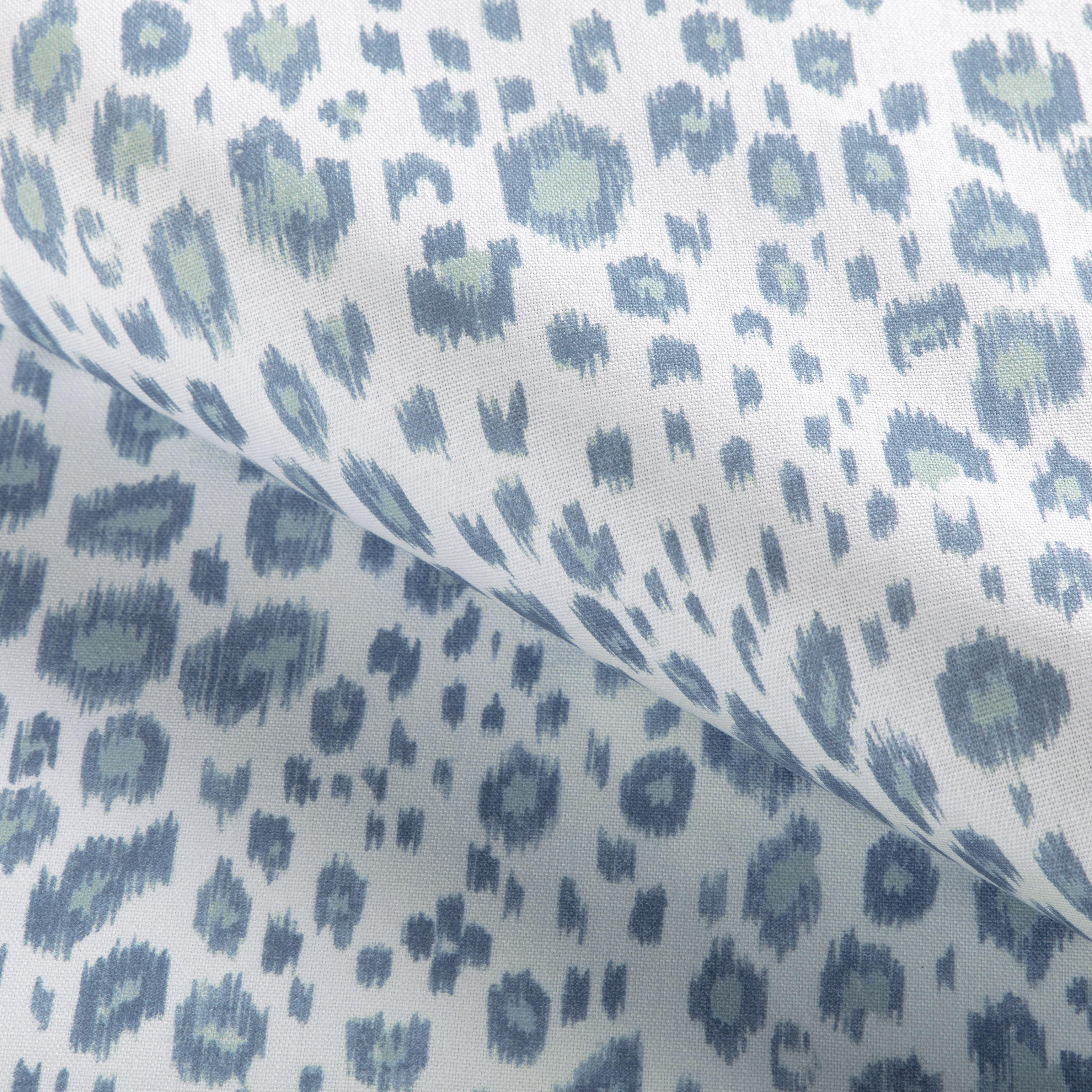 Kravet Leopardos Sky Fabric - Image 4