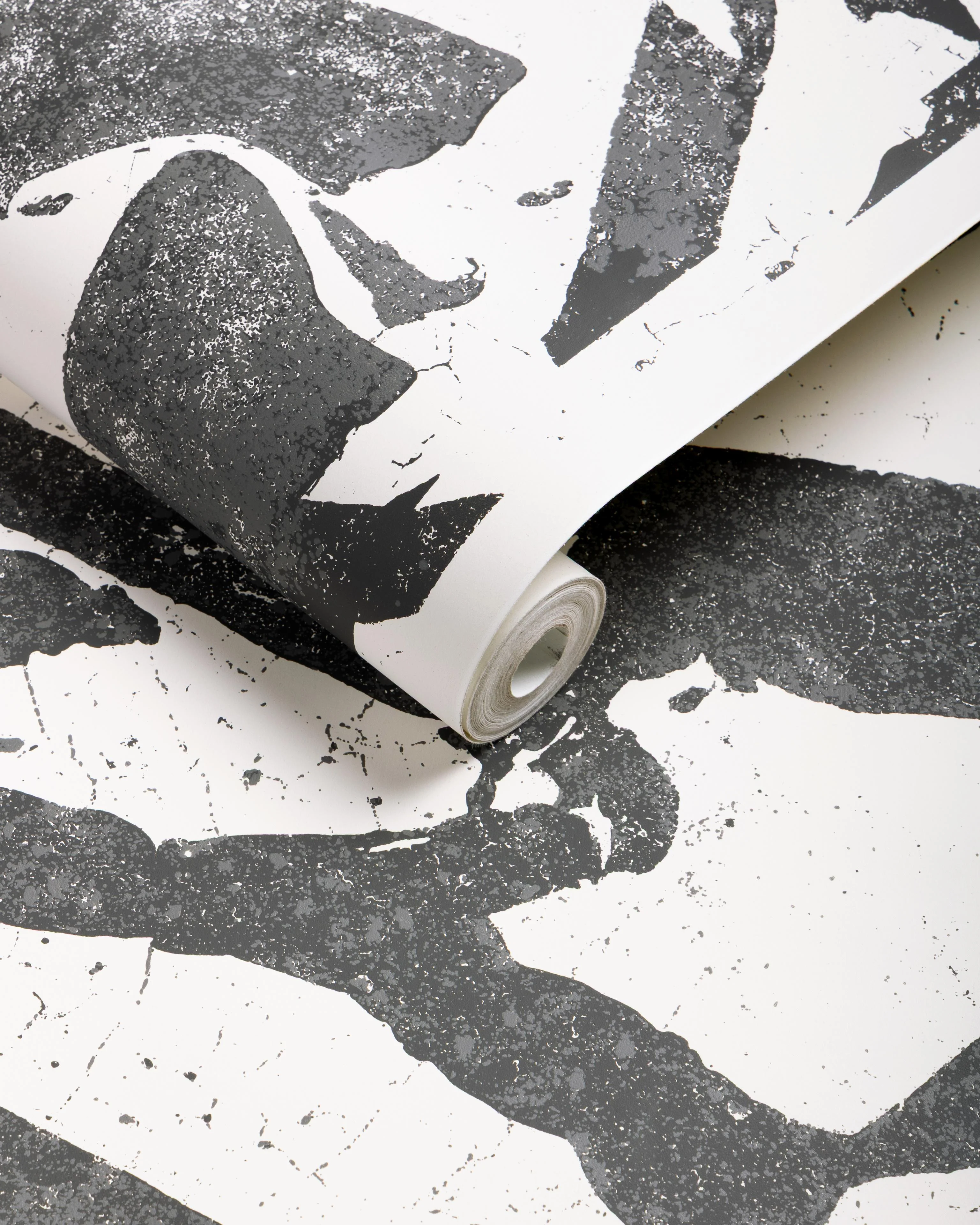 Kravet Social Canvas Ebony Wallpaper - Image 2