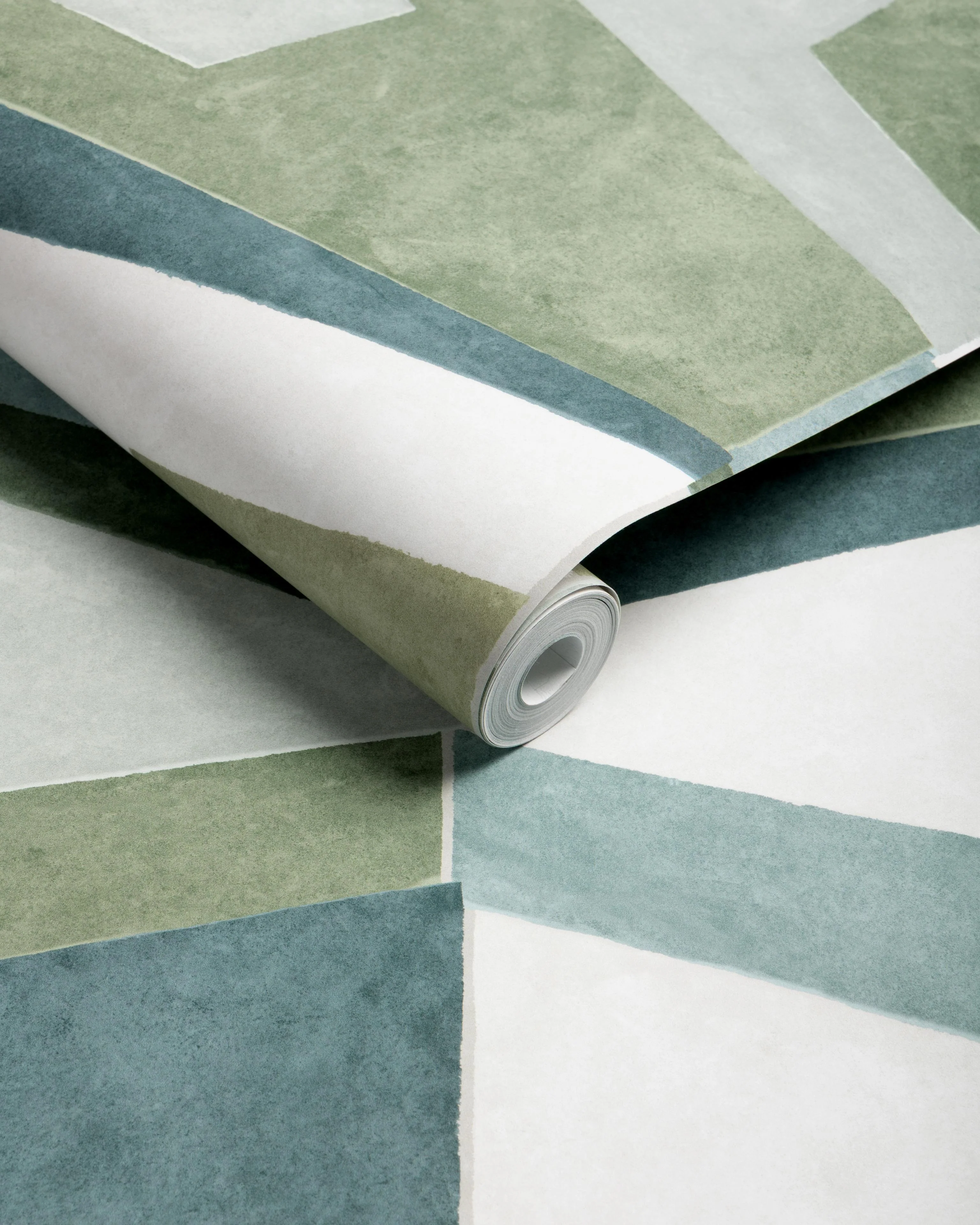 Kravet Wild Beauty Aegean Wallpaper - Image 4