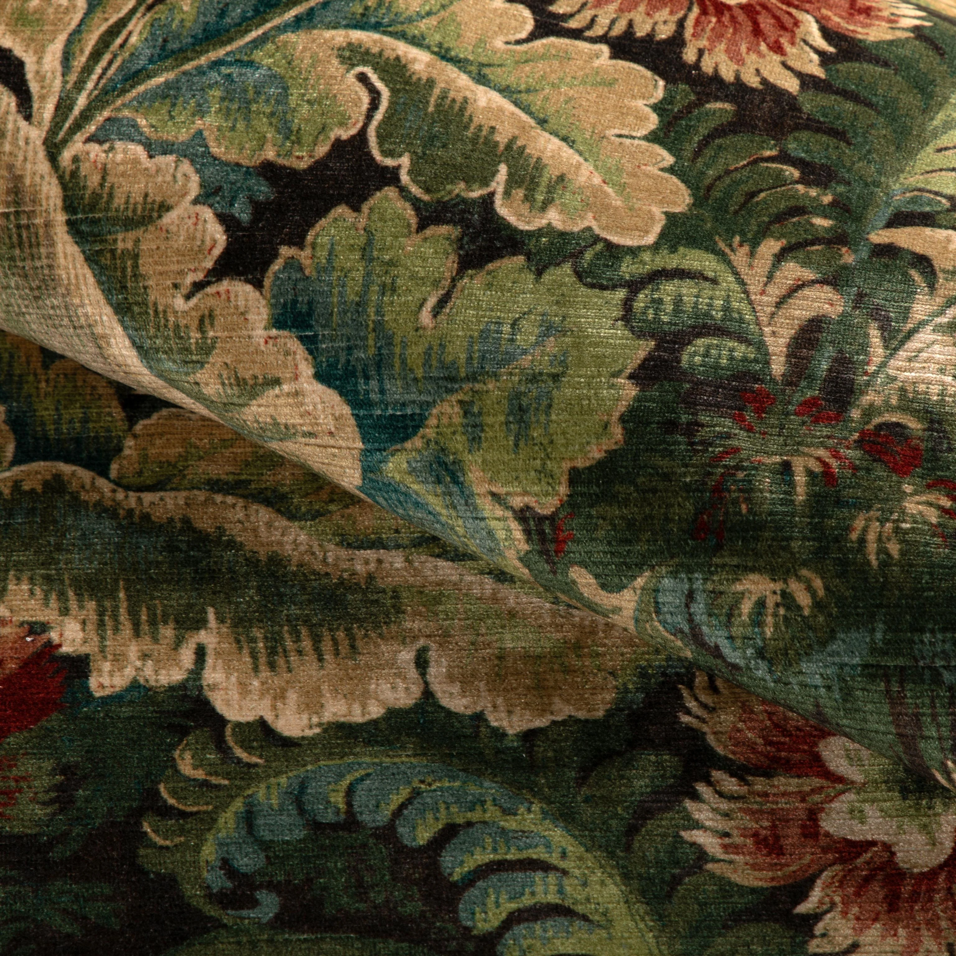 Lee Jofa Barwick Velvet Antique Upholstery Fabric - Image 4