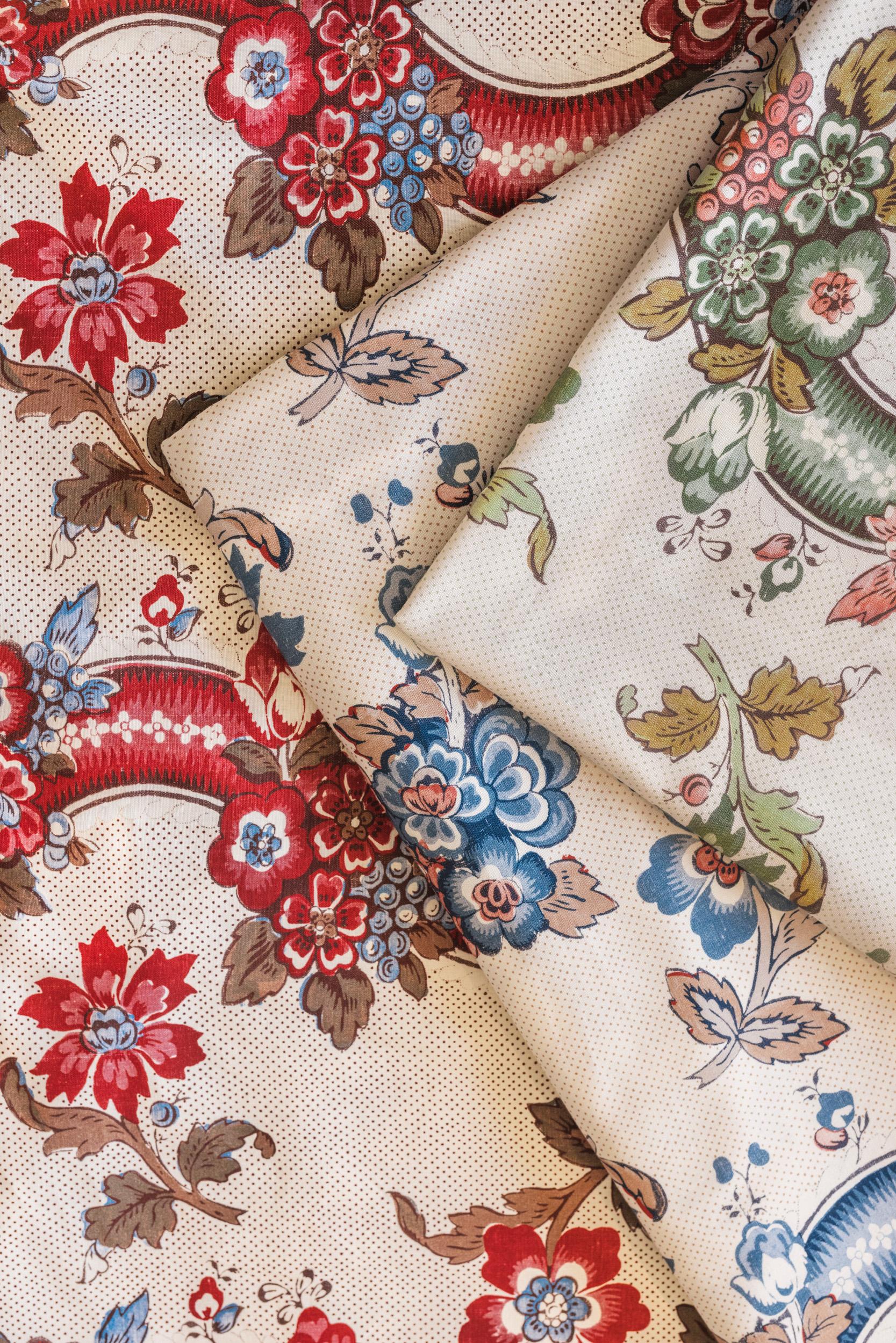 Lee Jofa Benday Print Red/Blue Fabric - Image 9