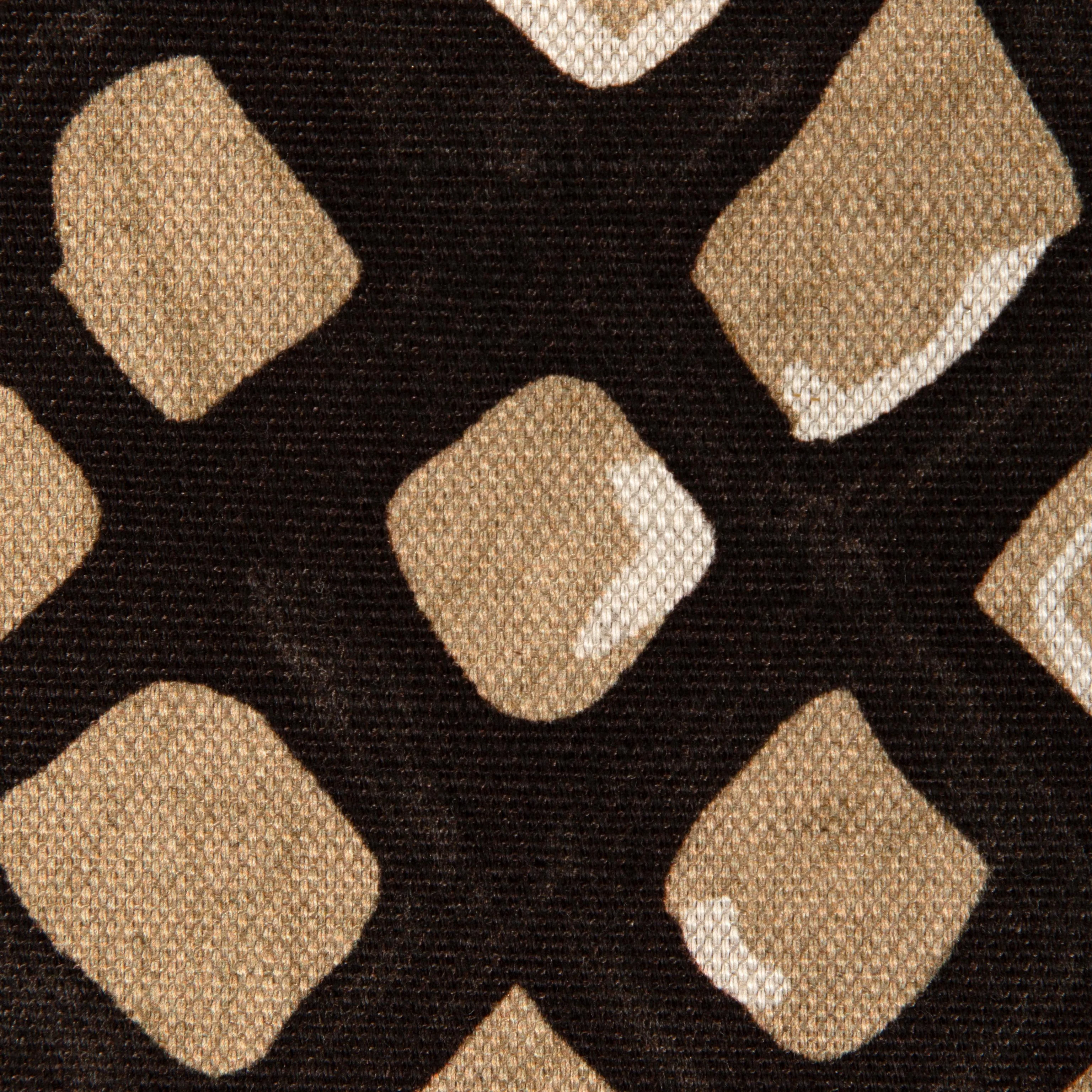 Lee Jofa Lenox Print Buff Fabric - Image 3